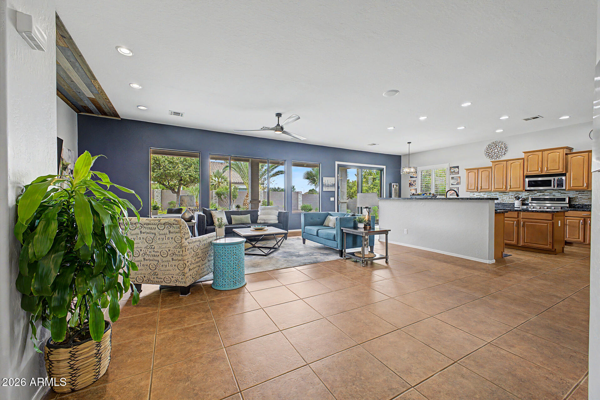 2972 E WINGED FOOT Drive