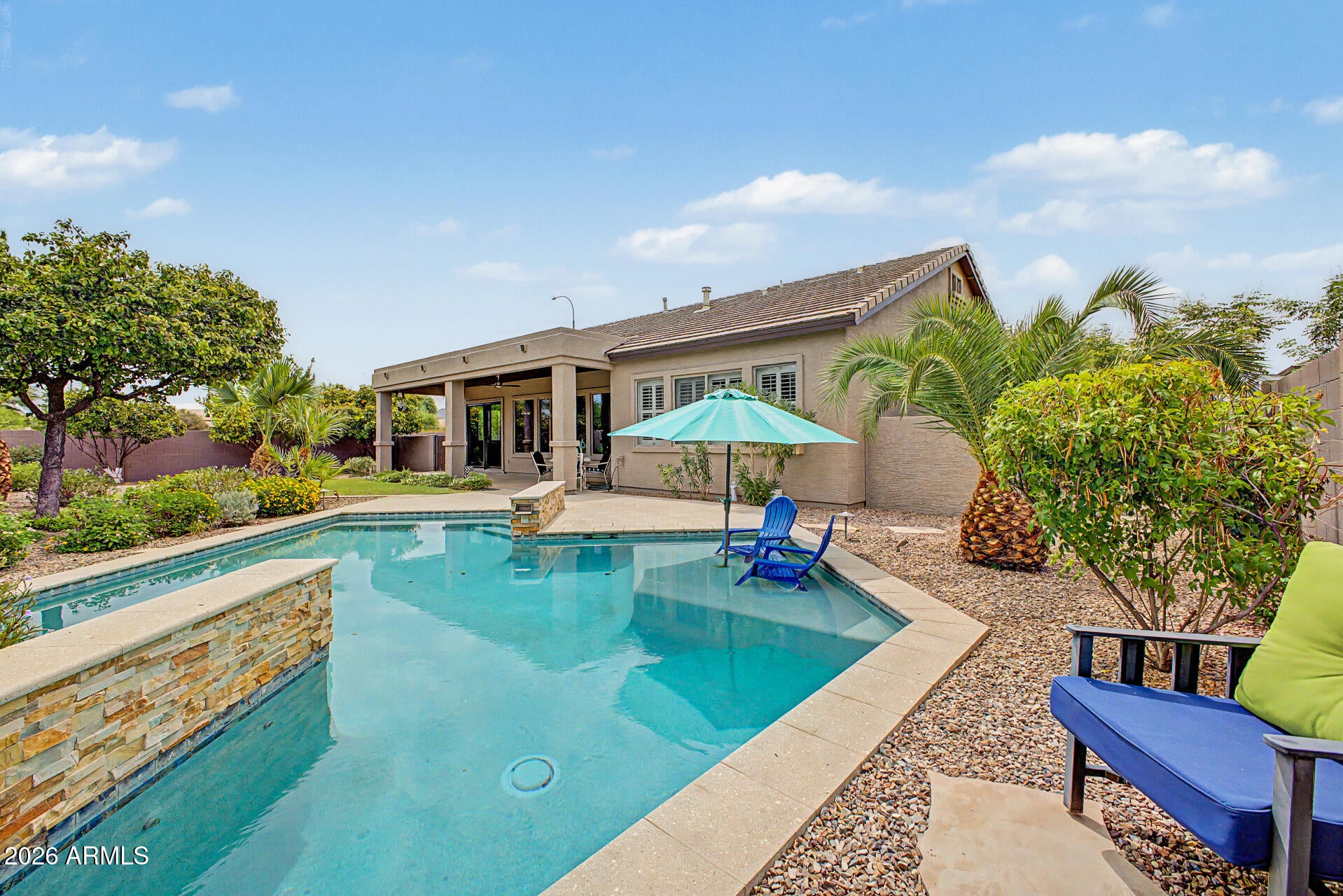 2972 E WINGED FOOT Drive