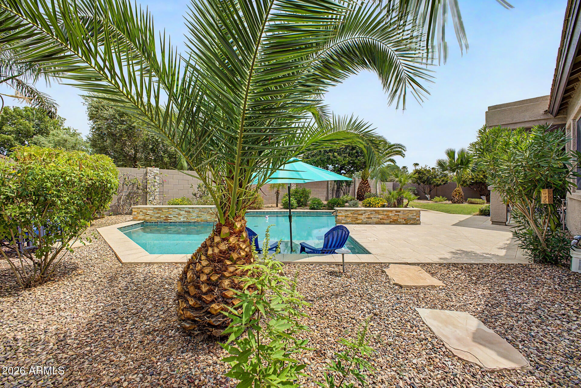 2972 E WINGED FOOT Drive