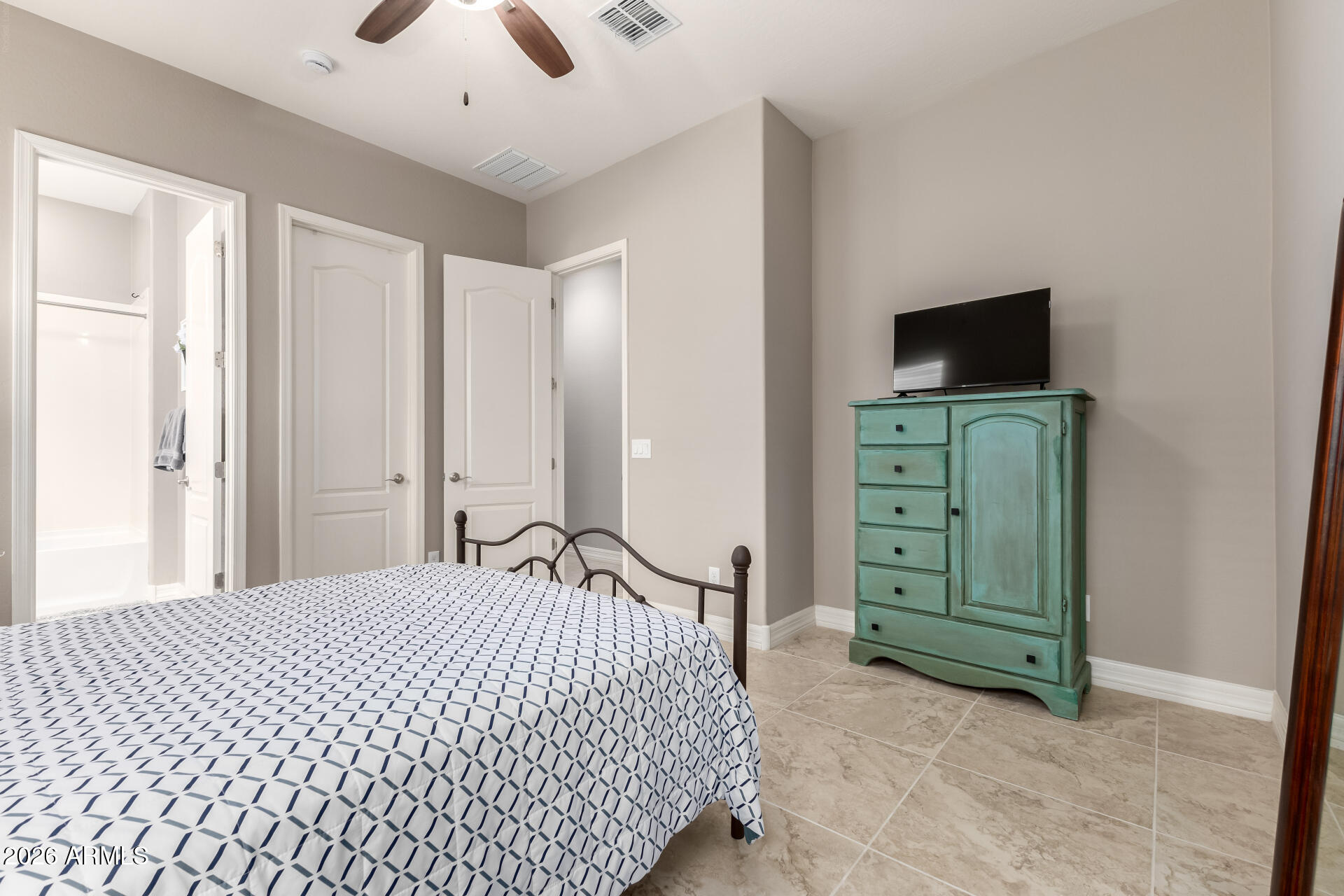 QUAIL CREEK - Residential