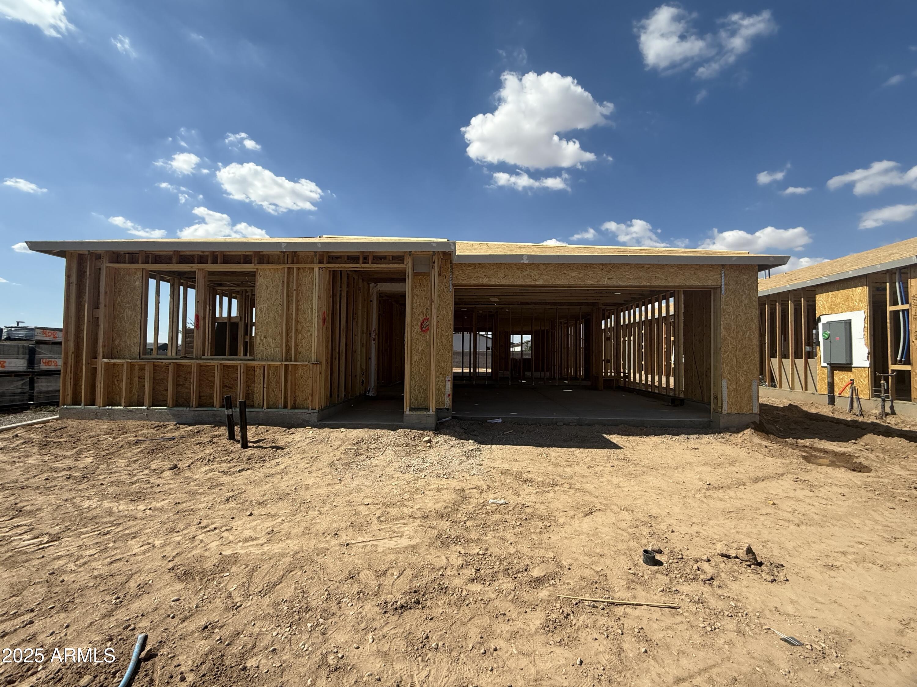 2336 E HOMESTEADER Road