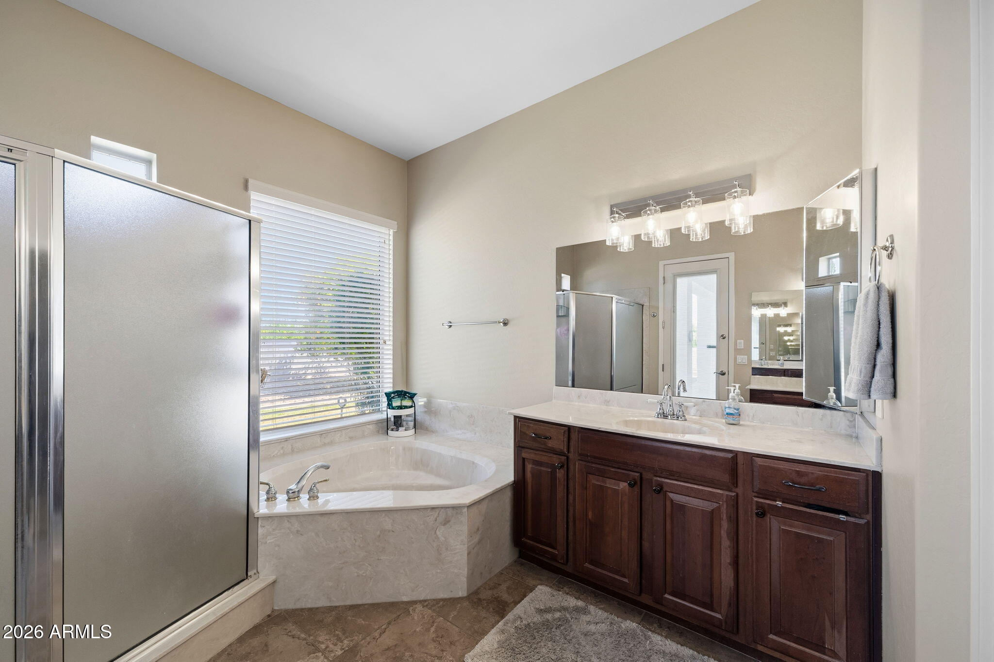 MESA NORTHGROVE - Residential