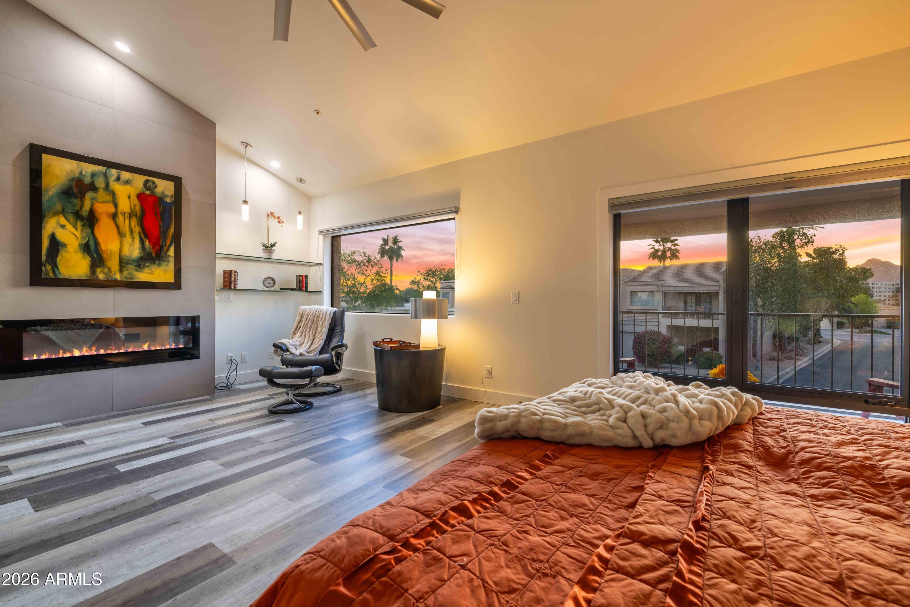 8100 E CAMELBACK Road 7