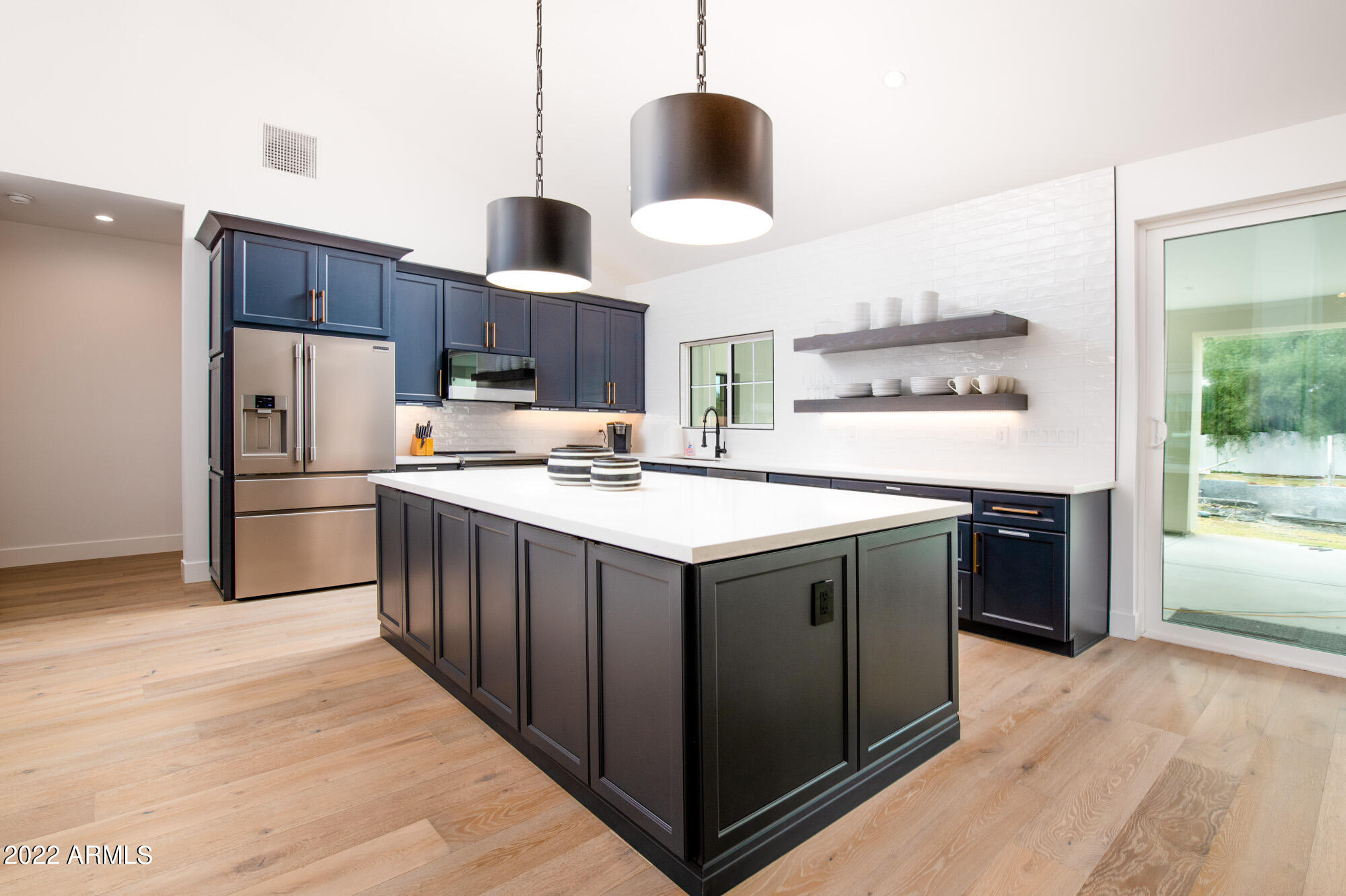 THUNDERBIRD EAST 3 - Residential