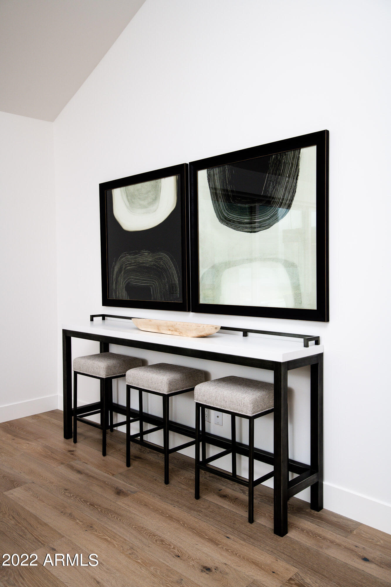 THUNDERBIRD EAST 3 - Residential