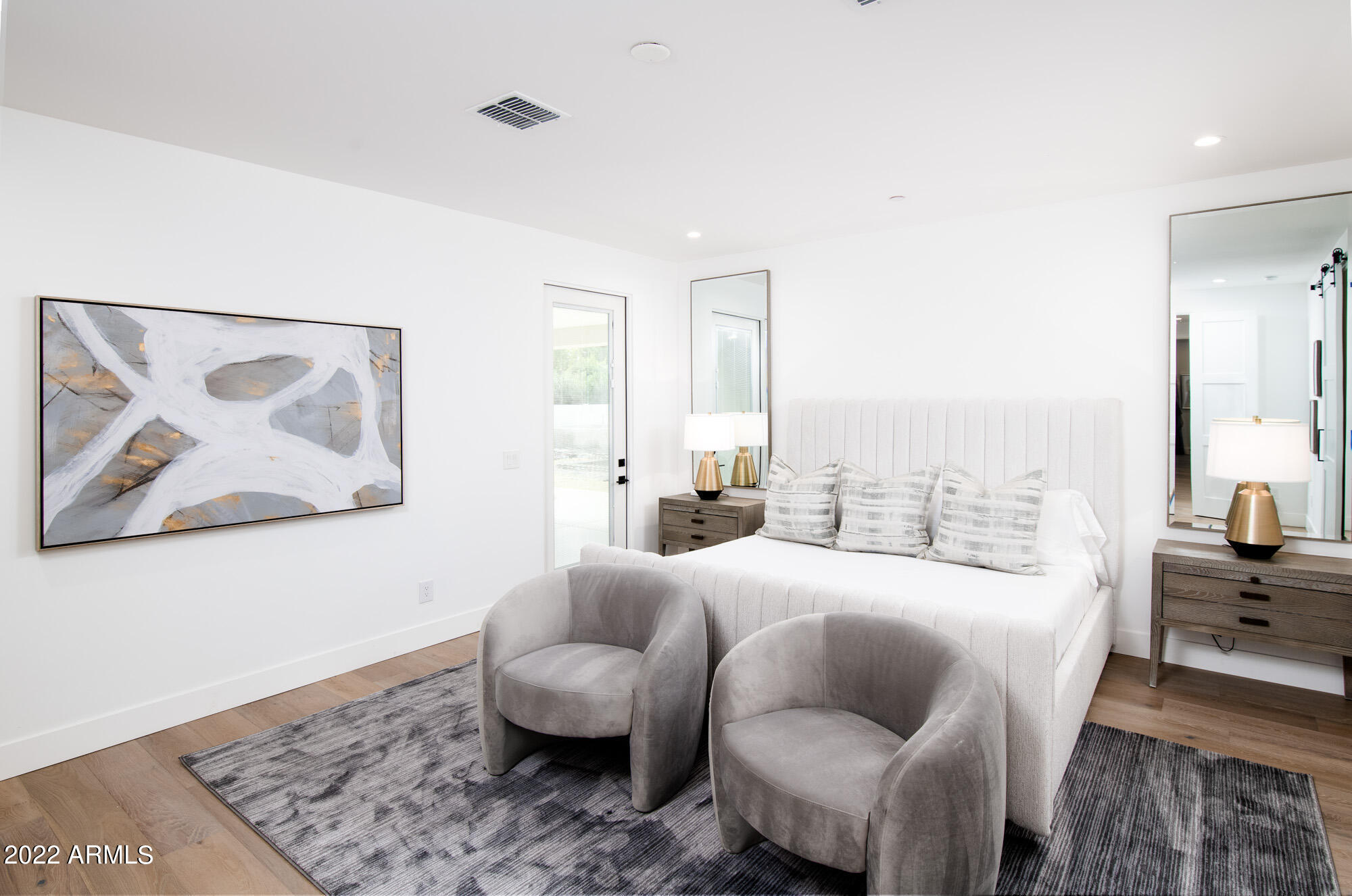THUNDERBIRD EAST 3 - Residential