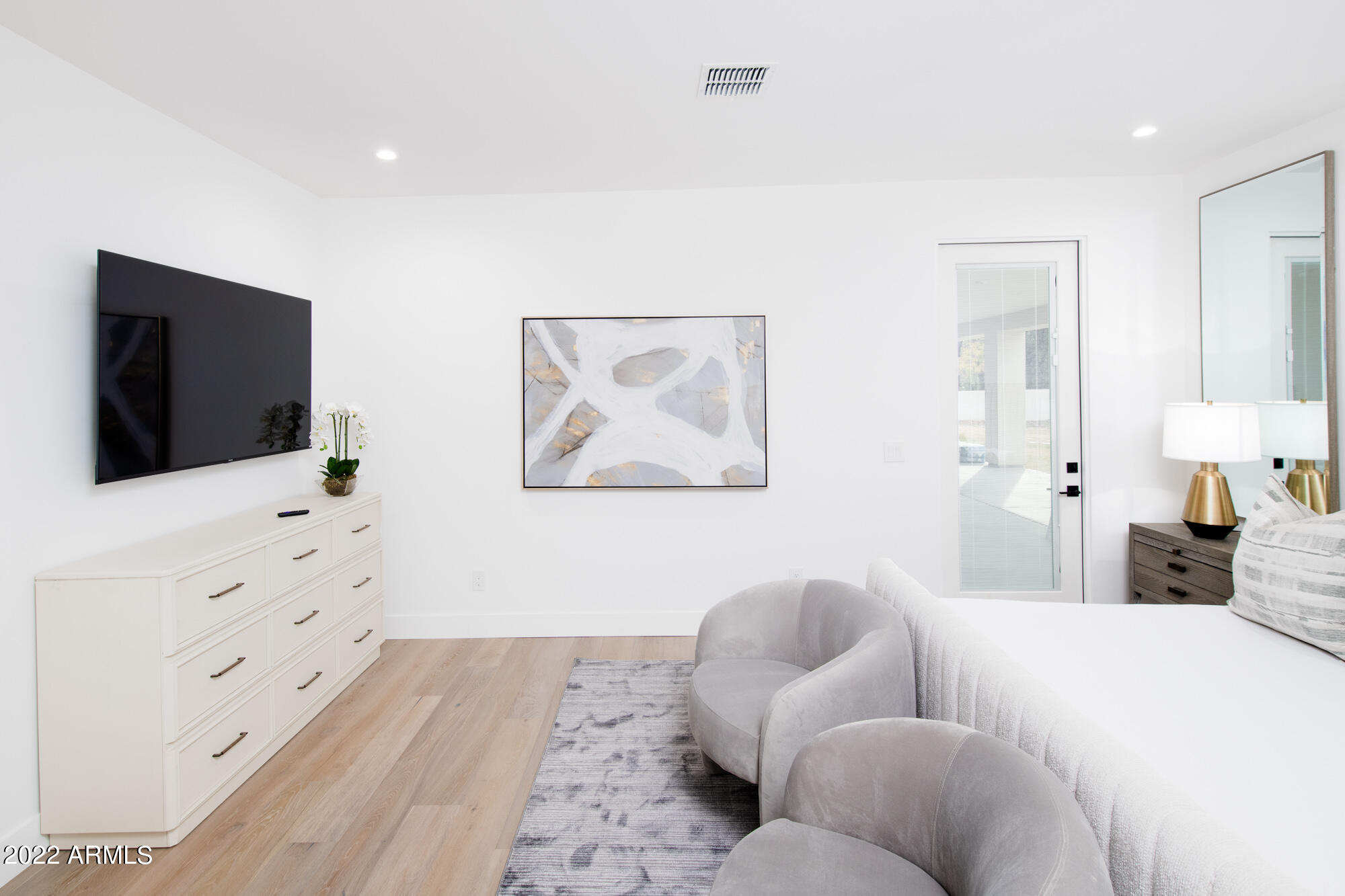 THUNDERBIRD EAST 3 - Residential