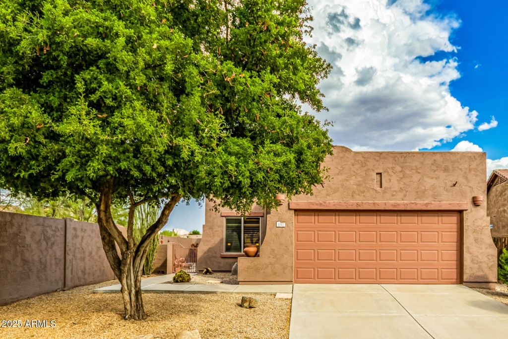 Photo of 8483 S Thorne Mine Lane, Gold Canyon, AZ 85118 (MLS # 6924188)