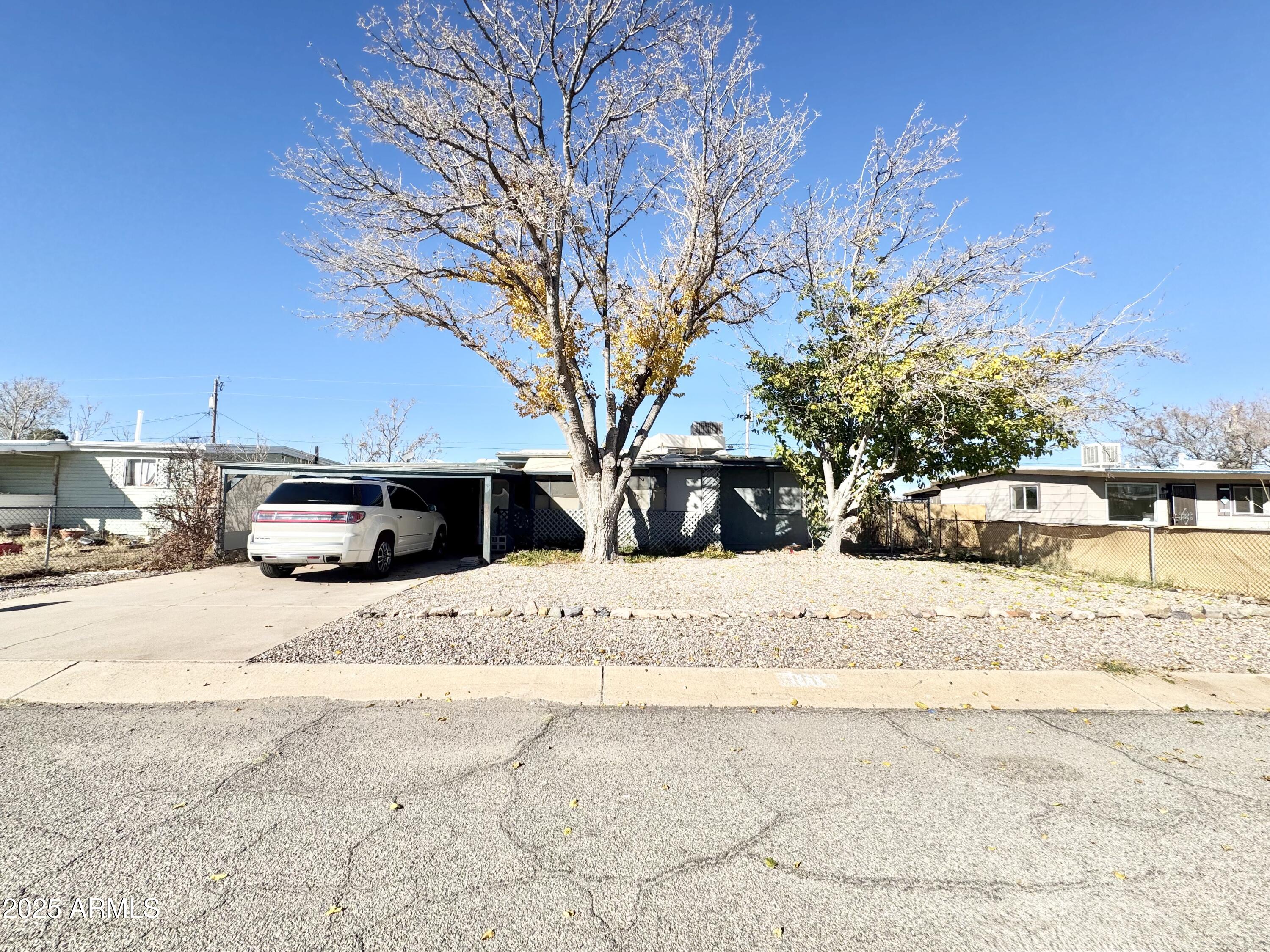 HUACHUCA VISTA - Residential