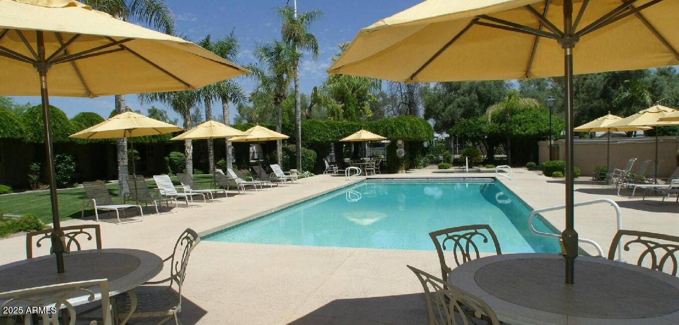 Casa Del Sol East - Residential
