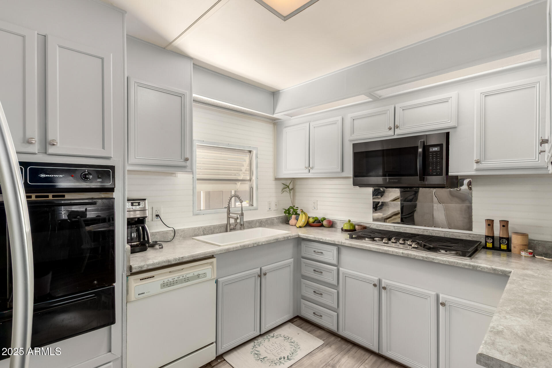 6960 W PEORIA Avenue 41