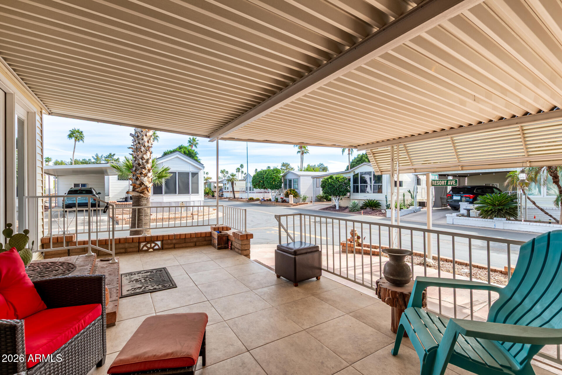 111 S GREENFIELD Road 547