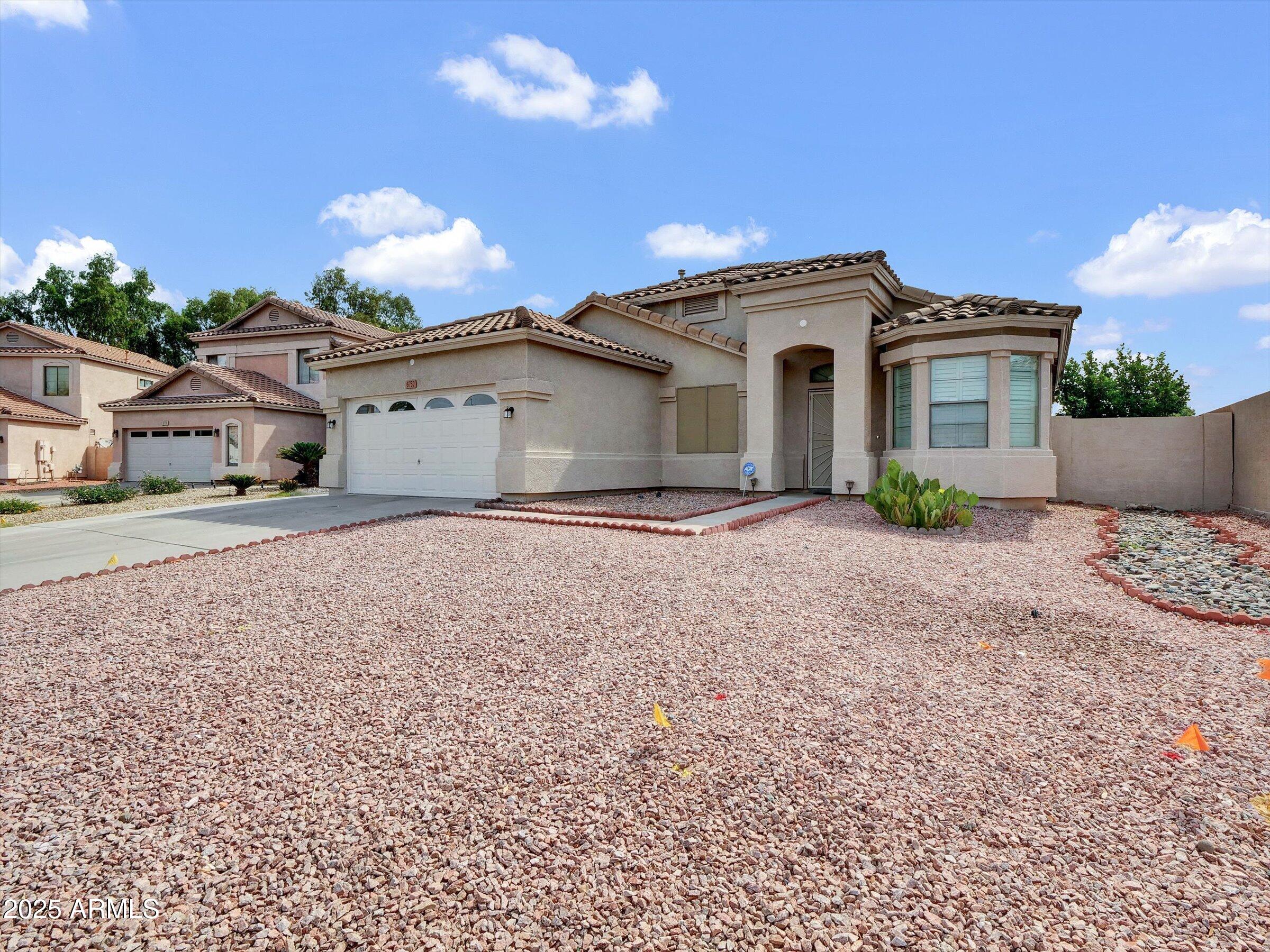 6752 W CITRUS Way
