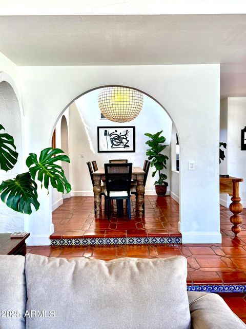 2022 E BISHOP Drive Tempe AZ 85282