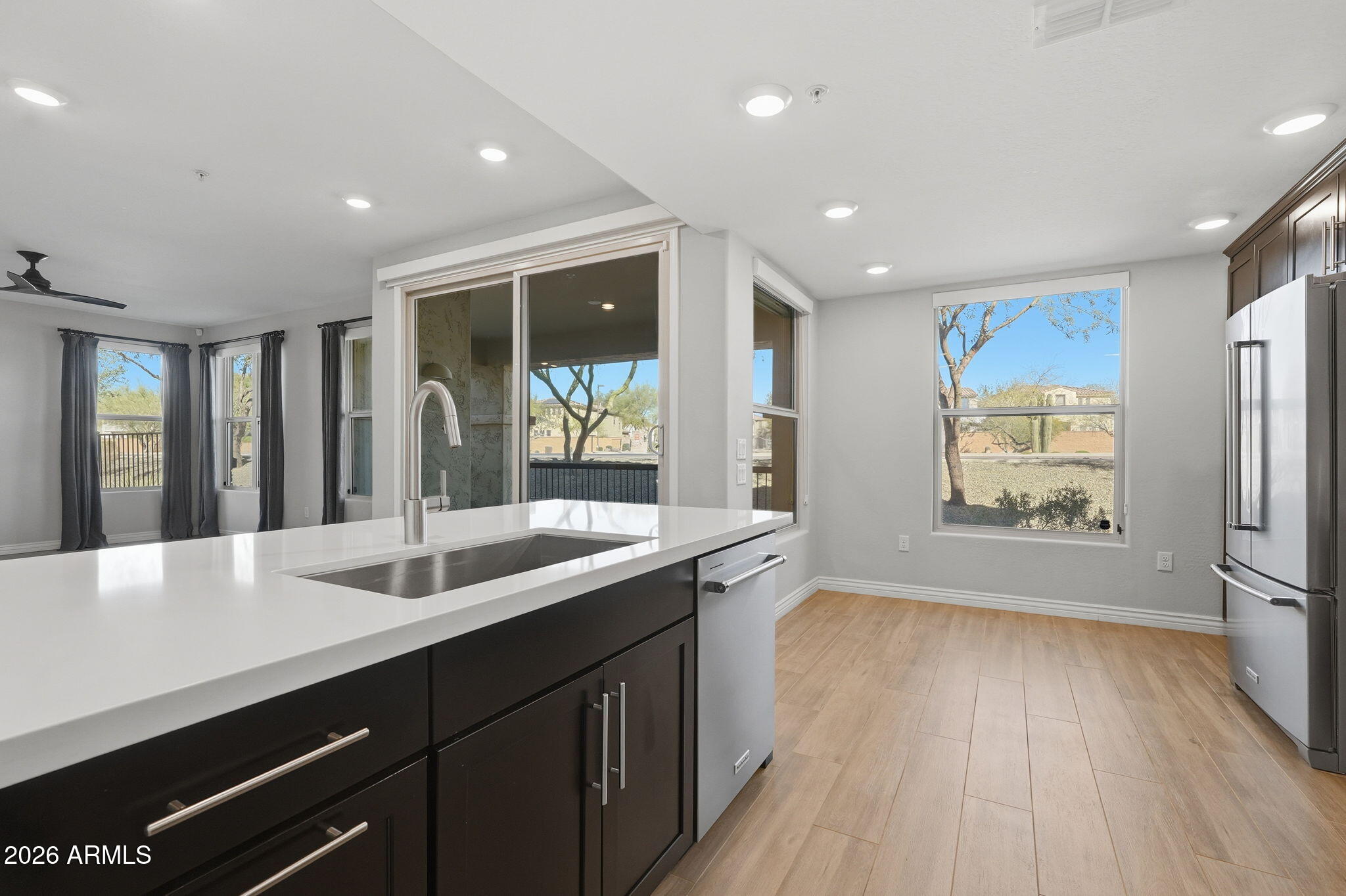 2425 W BRONCO BUTTE Trail 1011