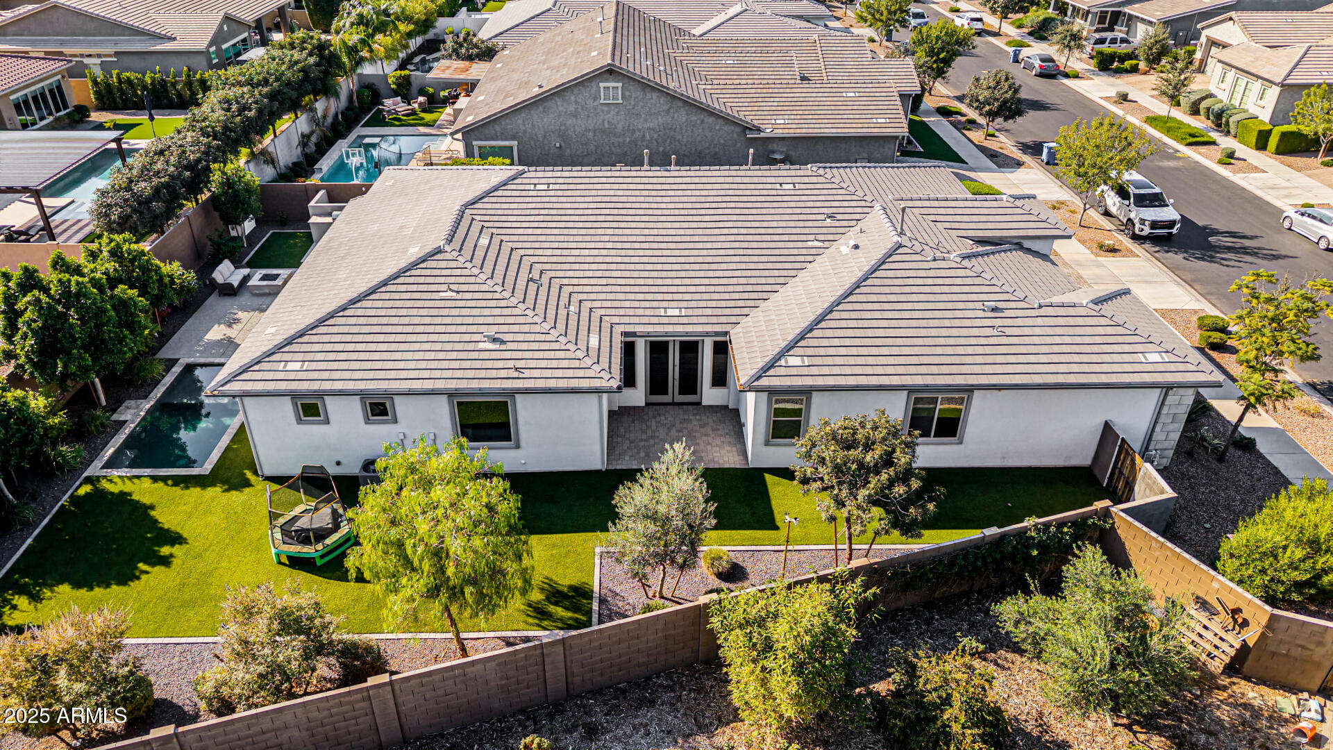 10321 E SEISMIC Avenue