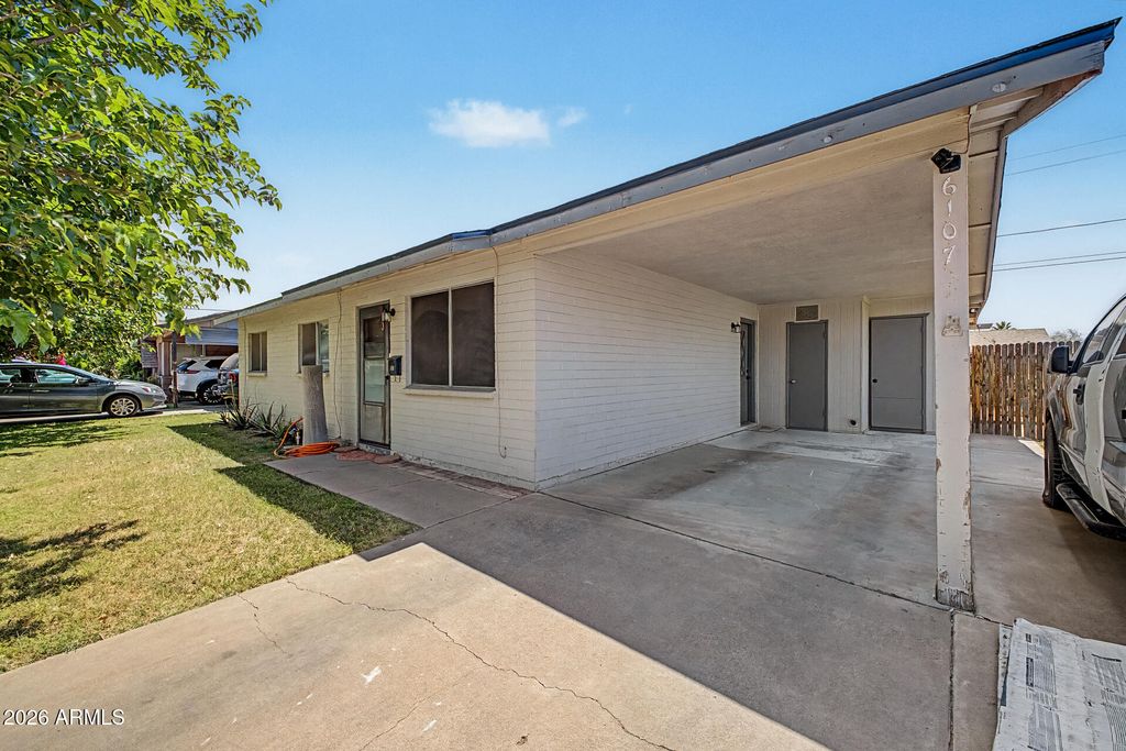 Photo of 6107 W Keim Drive, Glendale, AZ 85301 (MLS # 7021078)