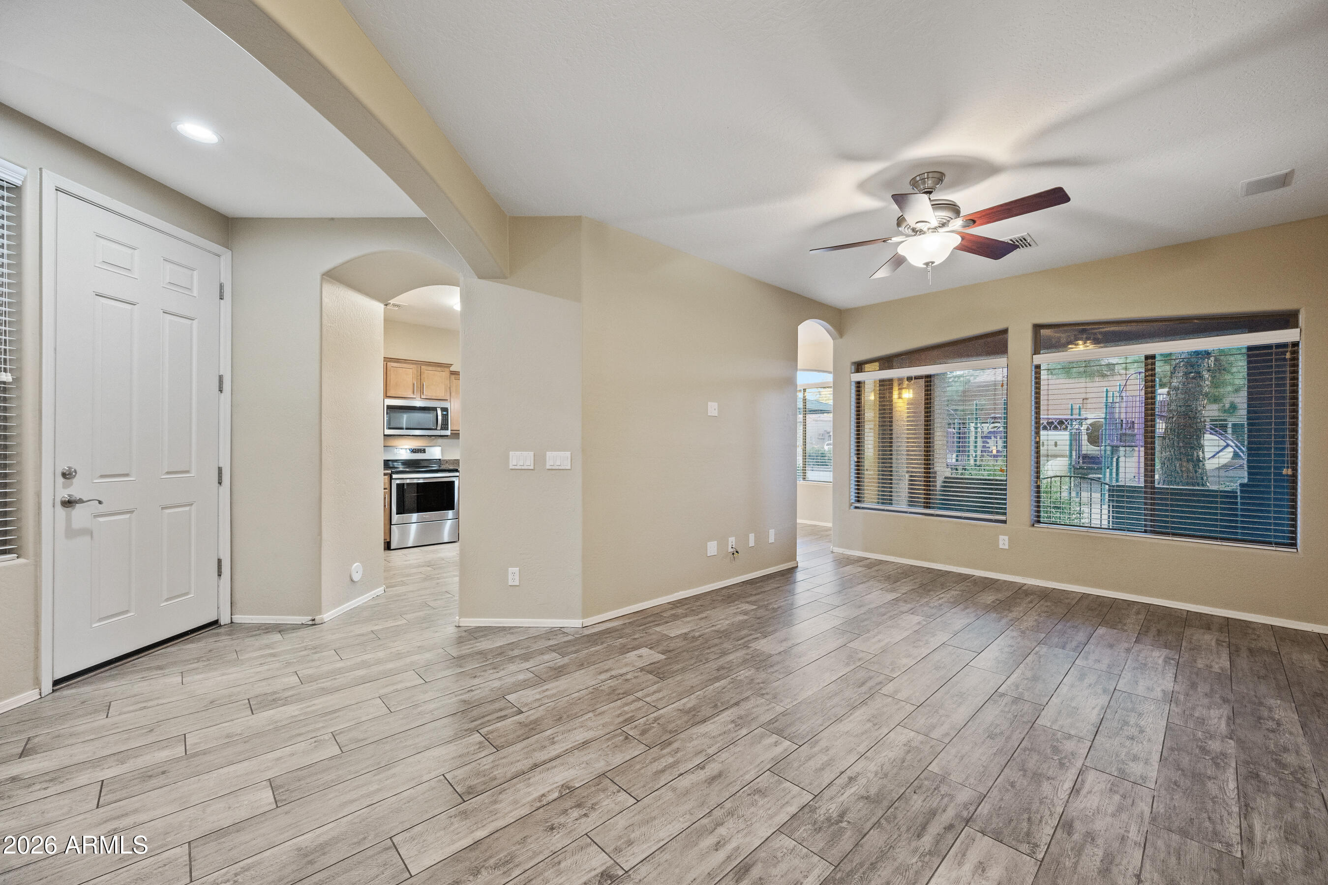 2600 E Springfield Place 53