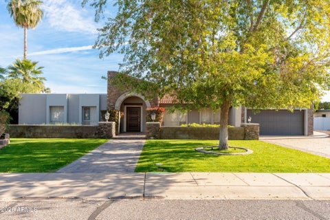 Photo of 8022 E Via Bonita, Scottsdale, AZ 85258 (MLS # 6993808)