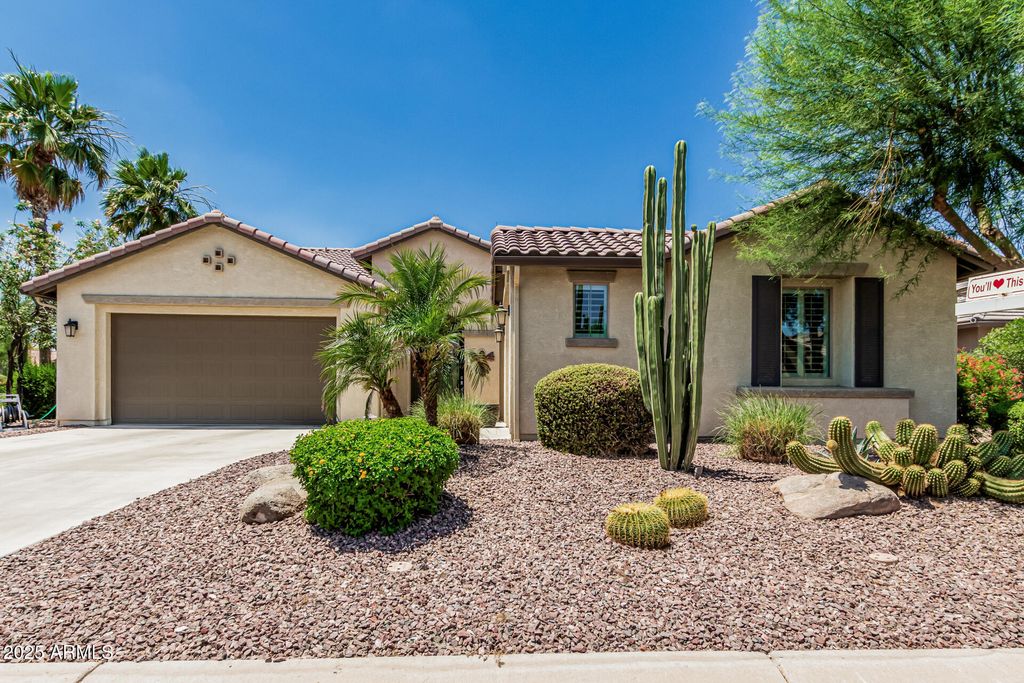 Photo of 5261 N Arrowhead Drive, Eloy, AZ 85131 (MLS # 6977006)