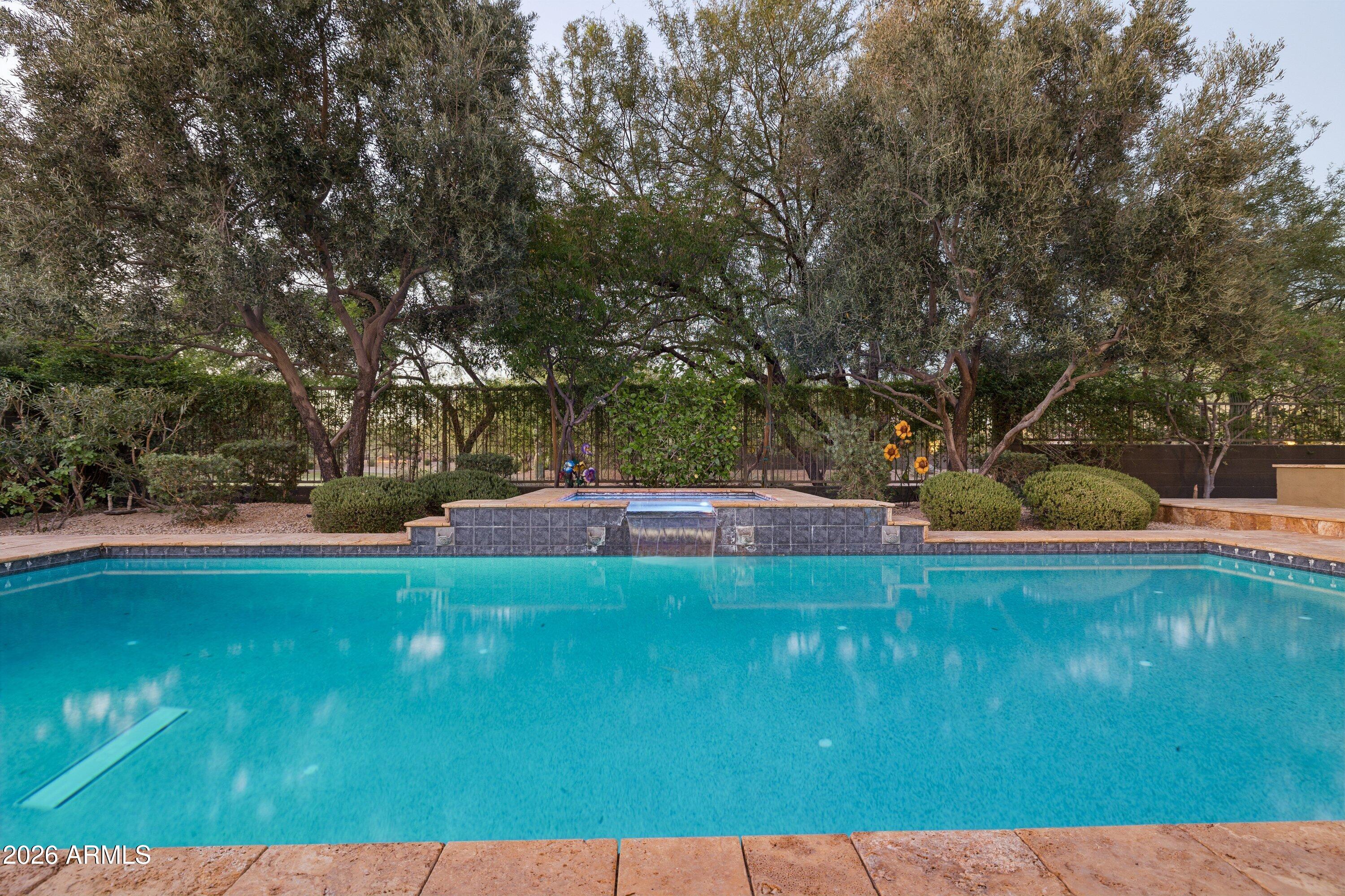 3722 E ZACHARY Drive