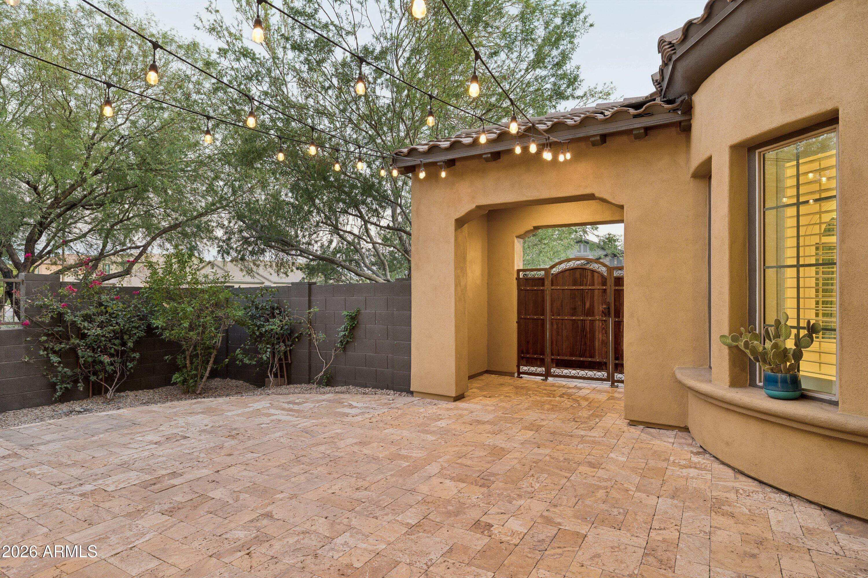 3722 E ZACHARY Drive