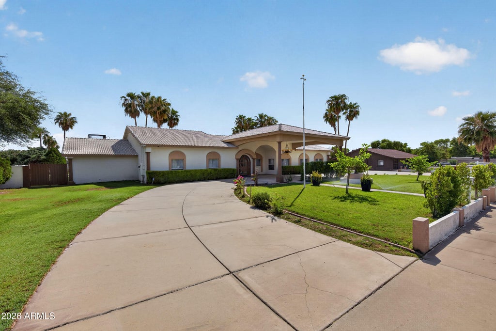 Photo of 6625 W Sweetwater Avenue, Glendale, AZ 85304 (MLS # 7092118)