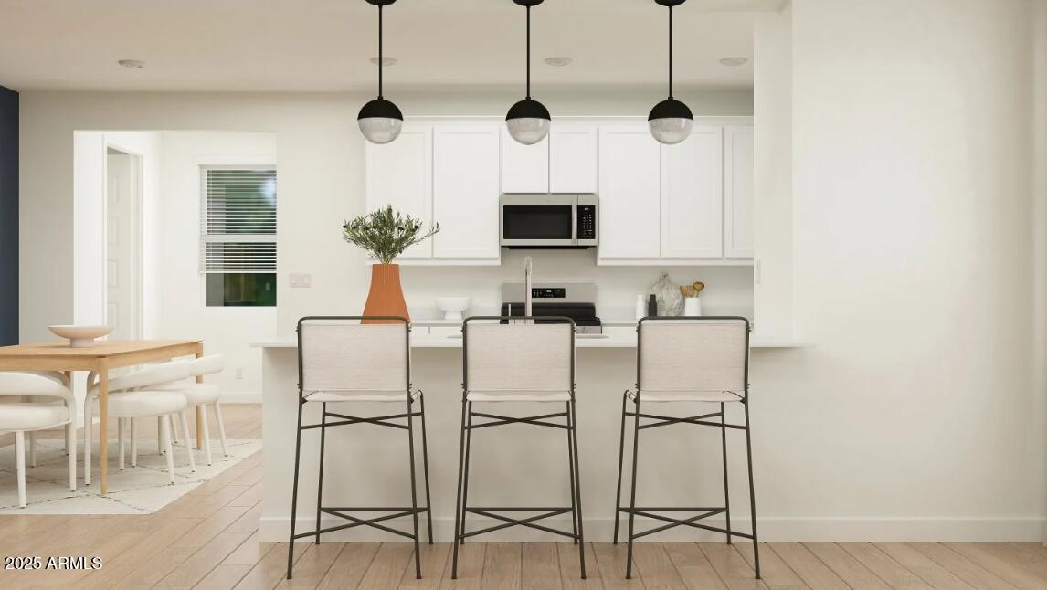 9812 W MULBERRY Drive