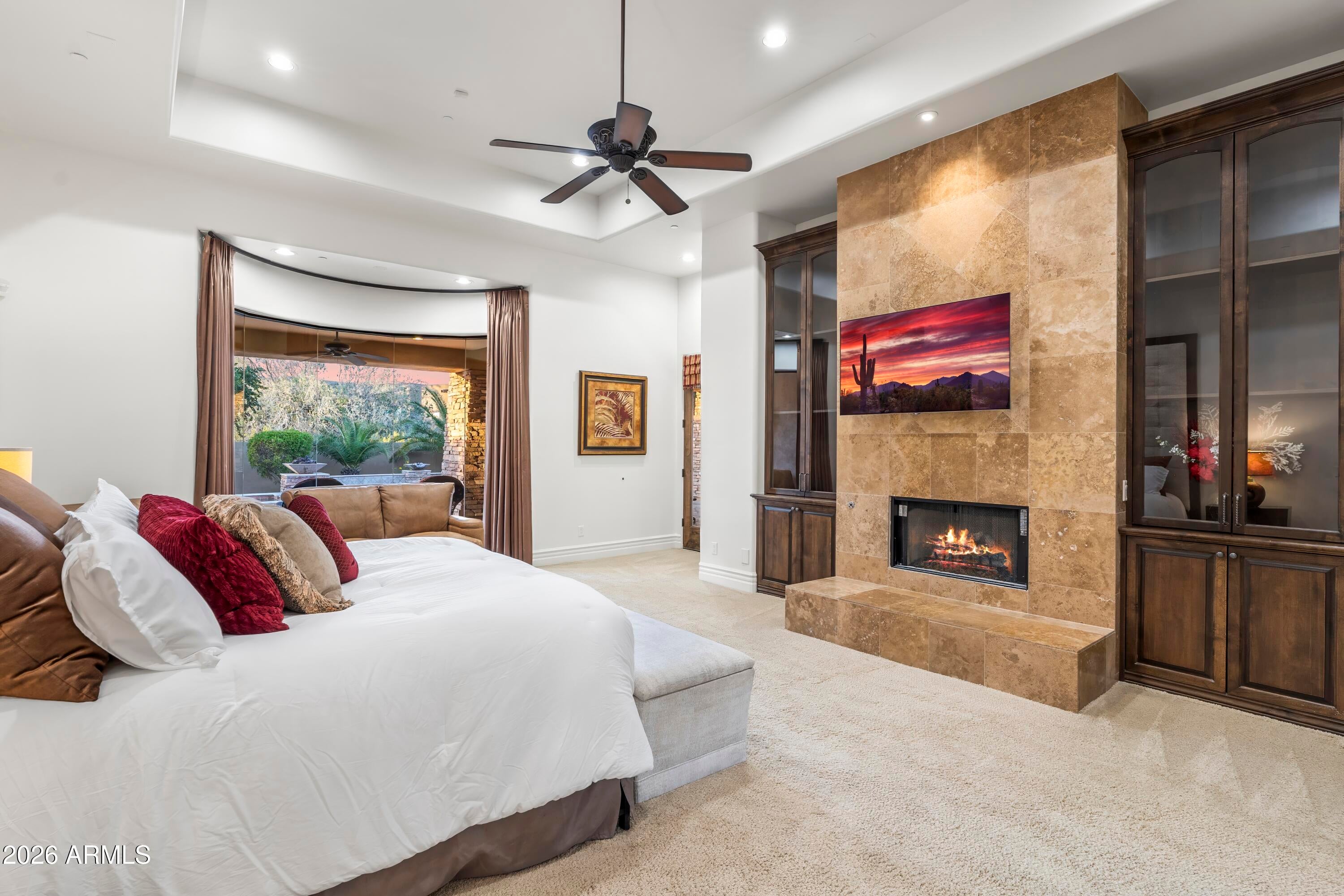 PINNACLE PARADISE - Residential