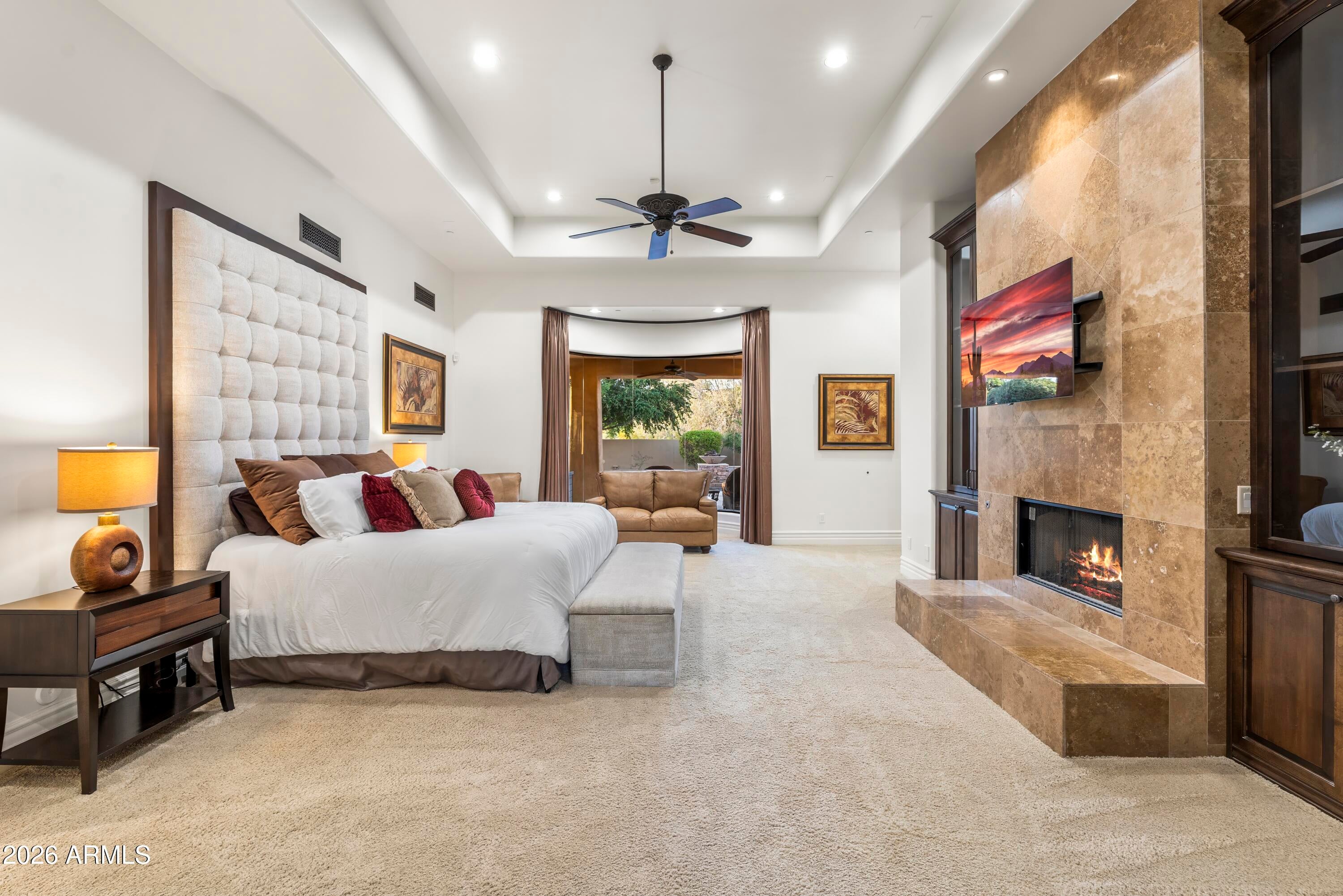 PINNACLE PARADISE - Residential