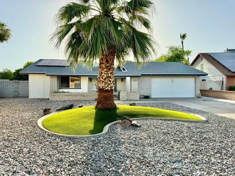 Single Family Residence in Glendale AZ 4838 CHRISTINE Circle.jpg