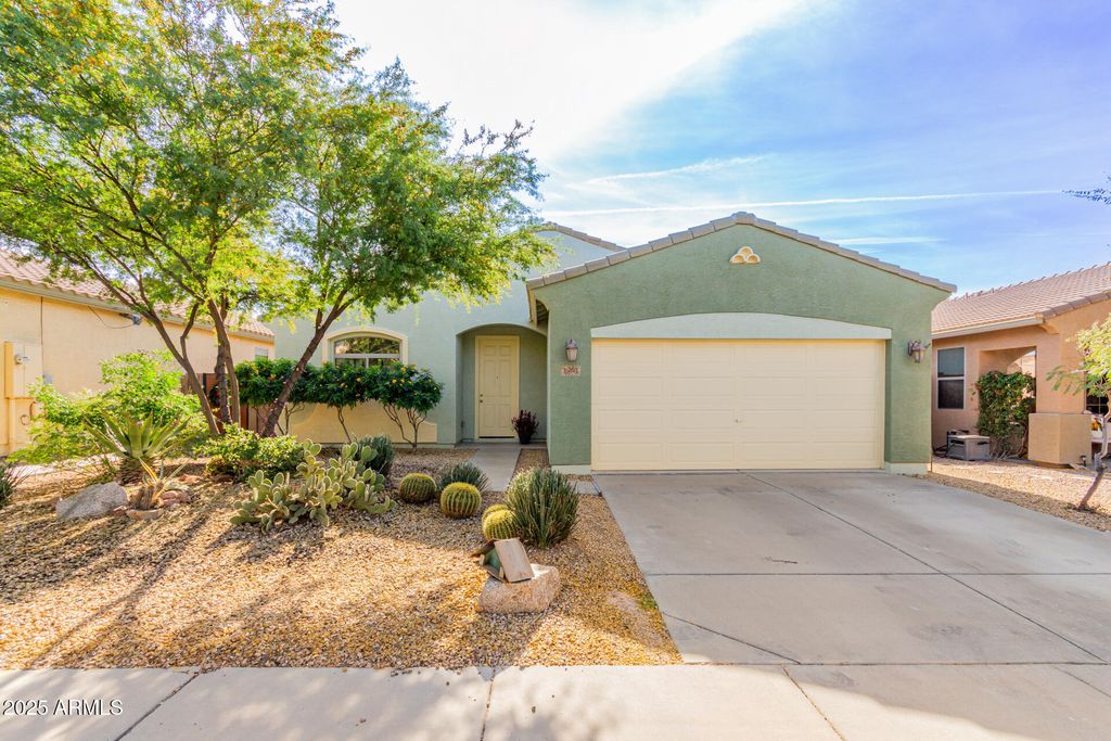 Photo of 18163 E La Posada Court, Gold Canyon, AZ 85118 (MLS # 6961664)