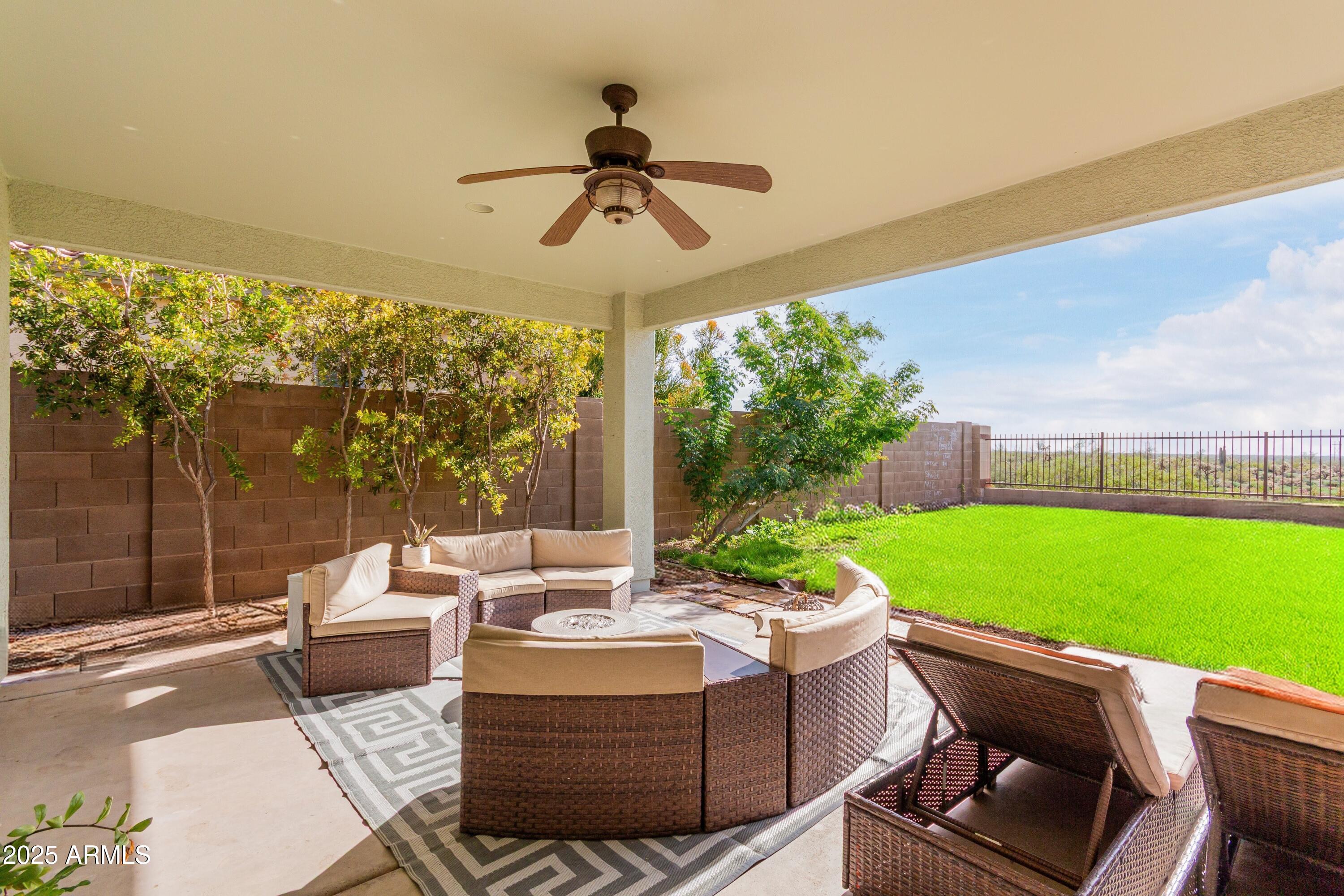 ENTRADA DEL ORO UNIT 1 - Residential