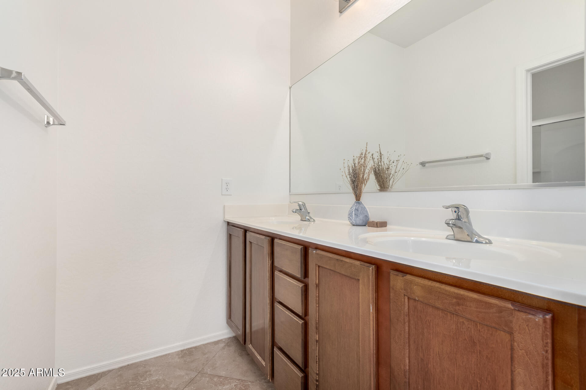 ENTRADA DEL ORO UNIT 1 - Residential
