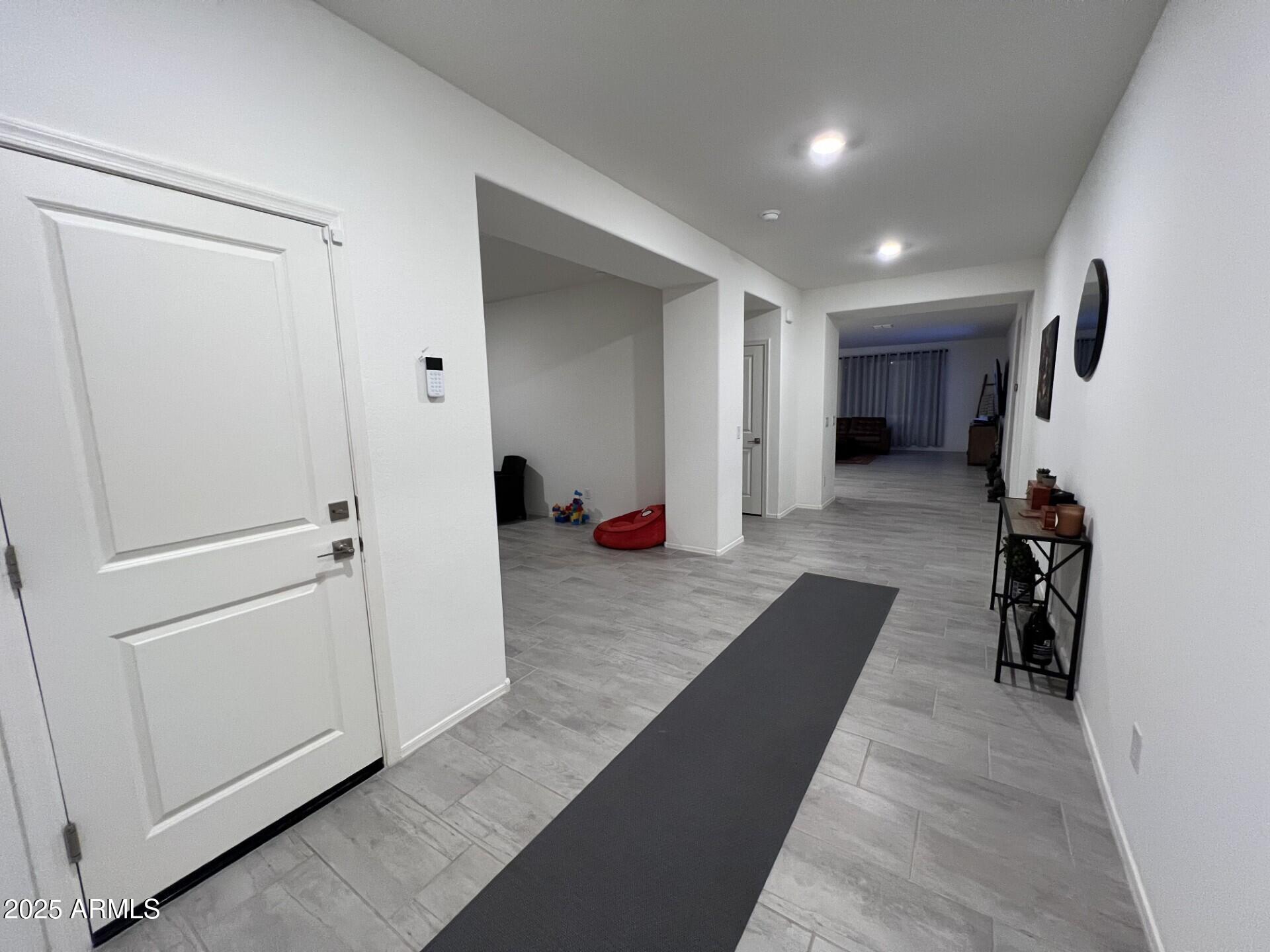 17160 W RUNNING DEER Trail