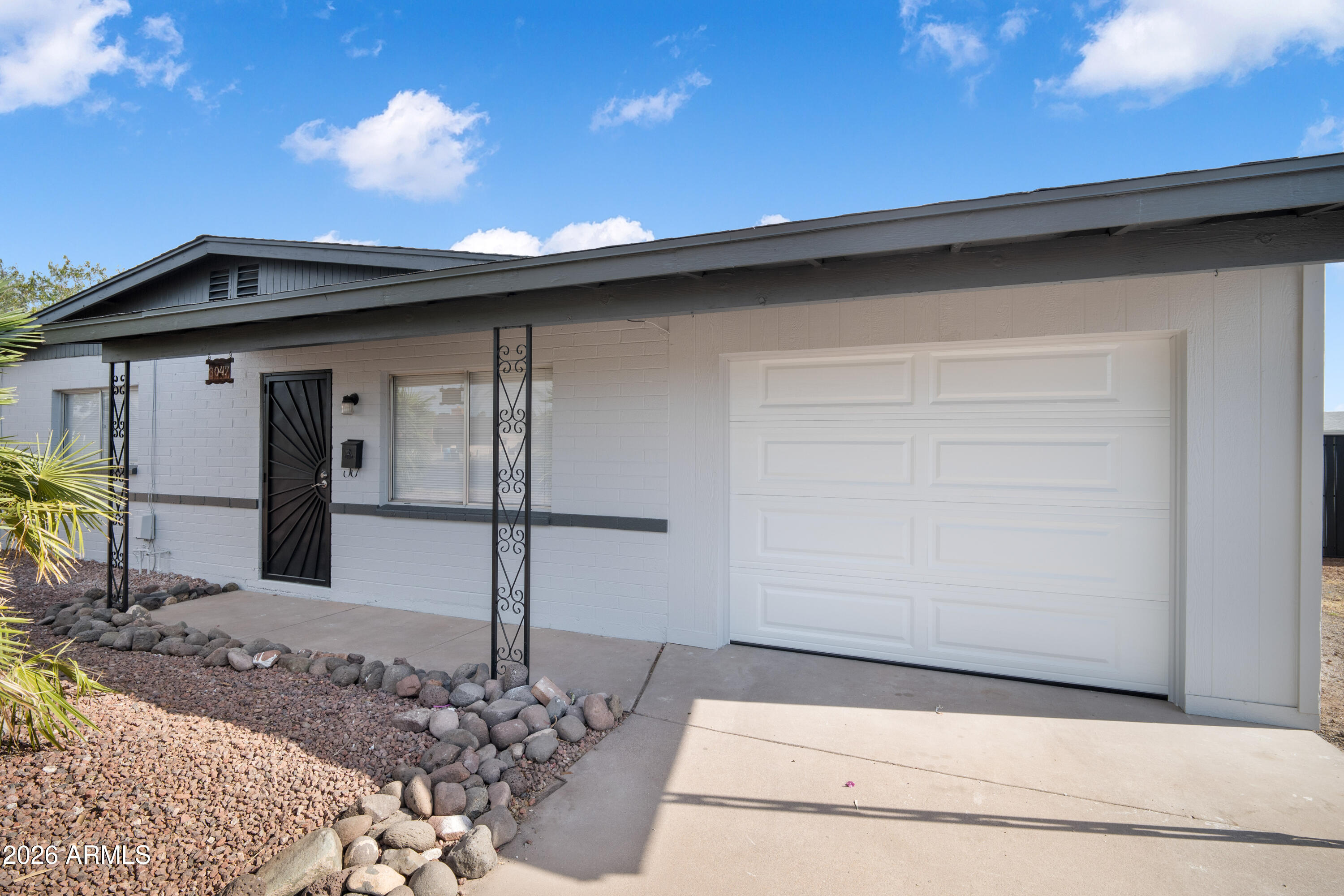 3047 W GREENWAY Road