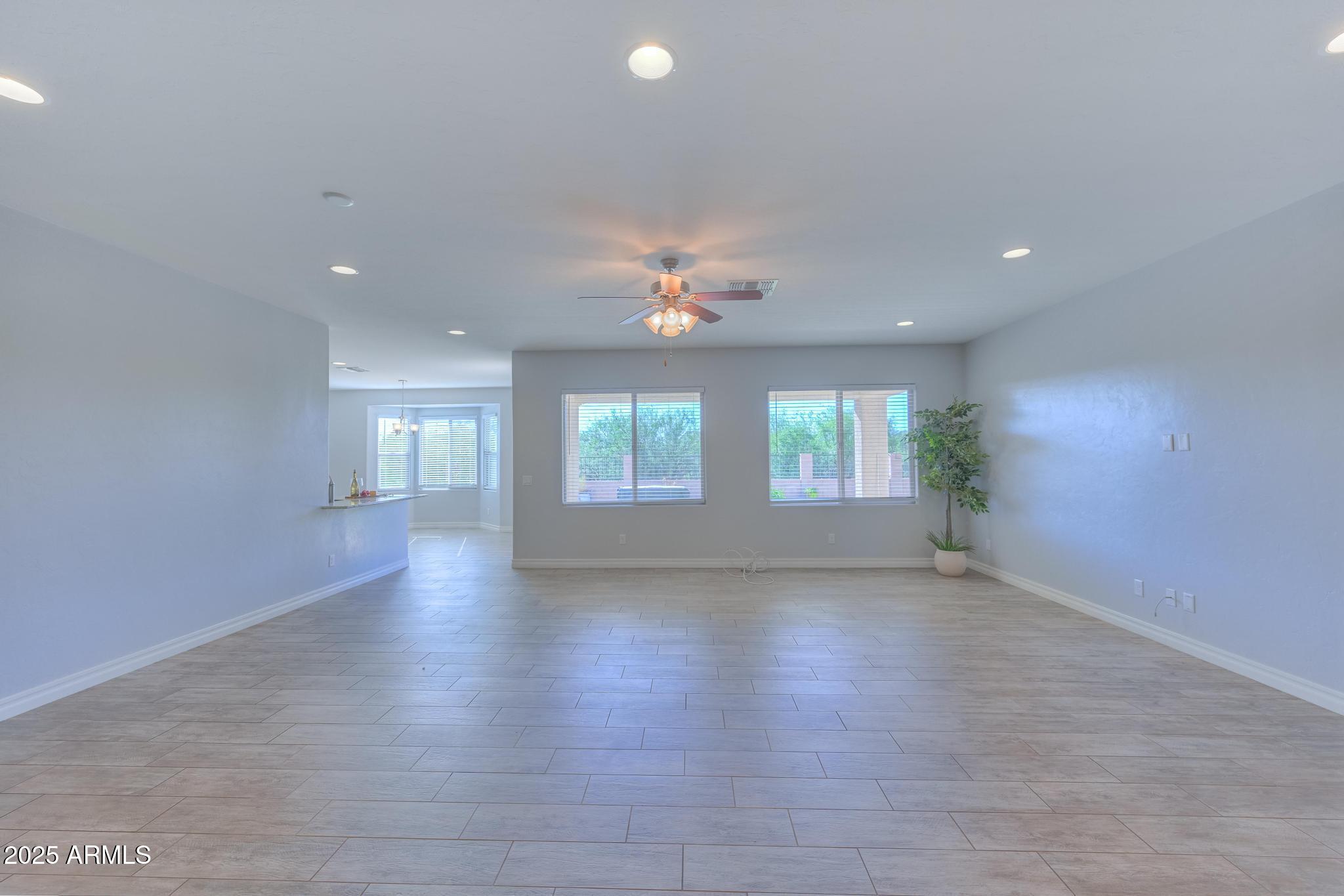 ESTATES AT HOLIDAY - Residential