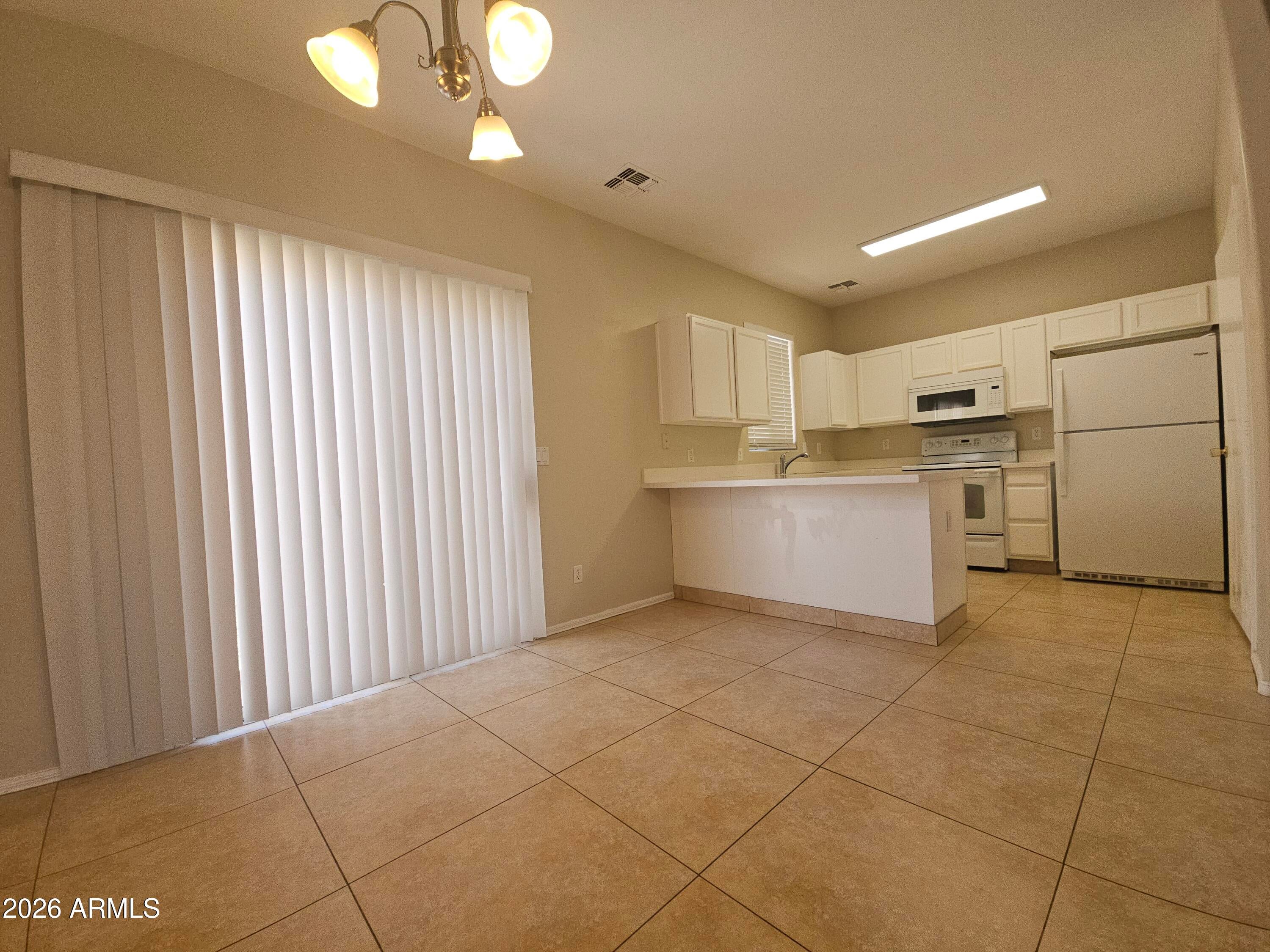 2300 E Magma Road Unit 27