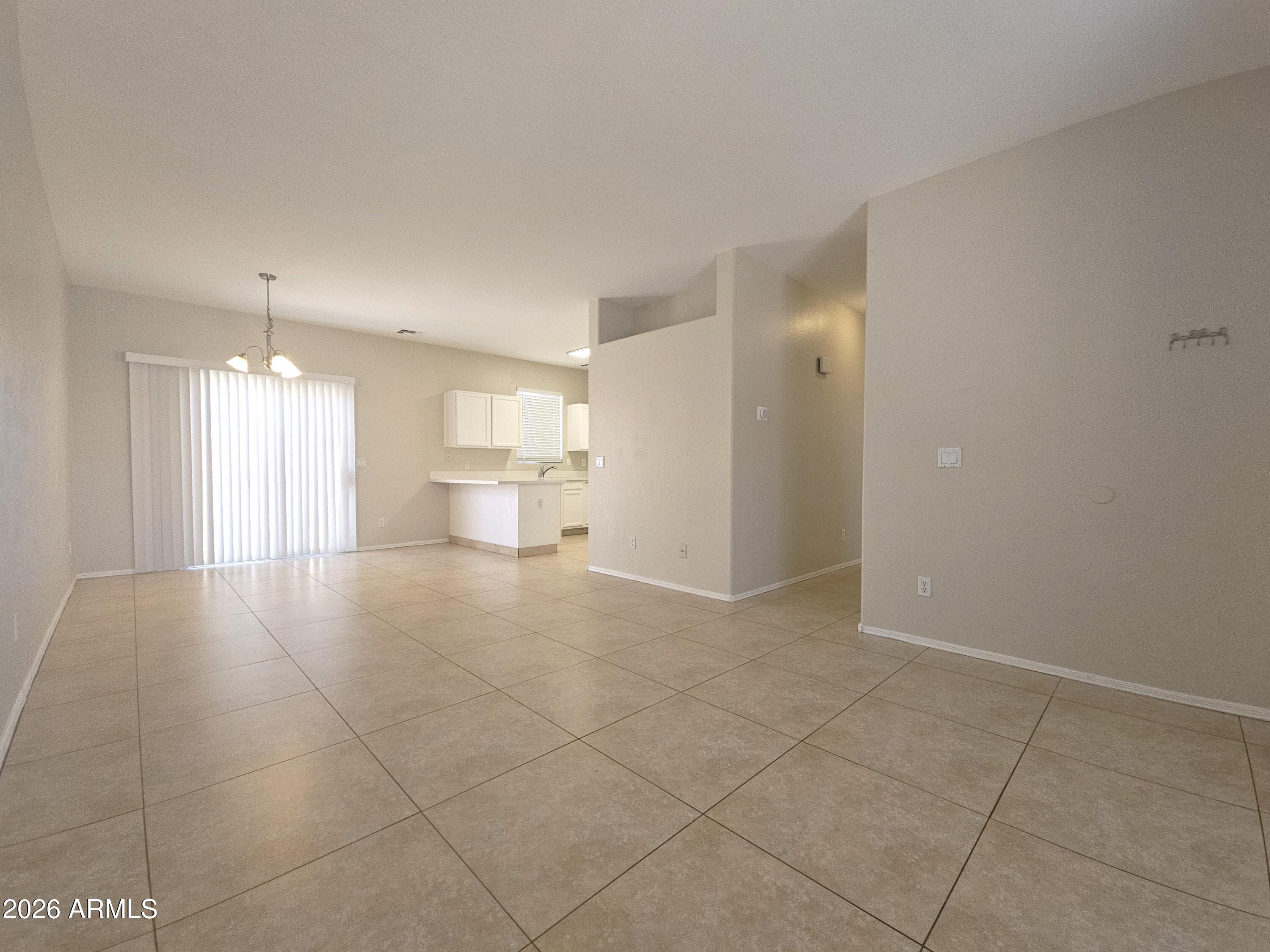 2300 E Magma Road Unit 27