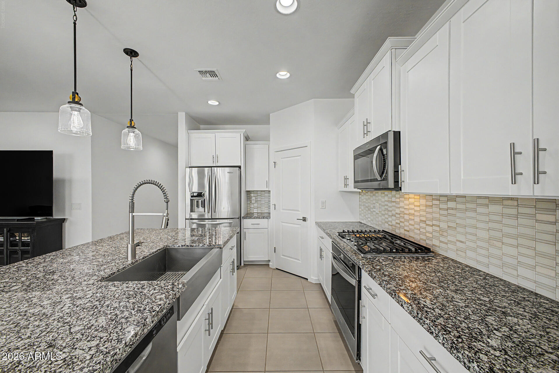 4436 W SWEETBUSH Way