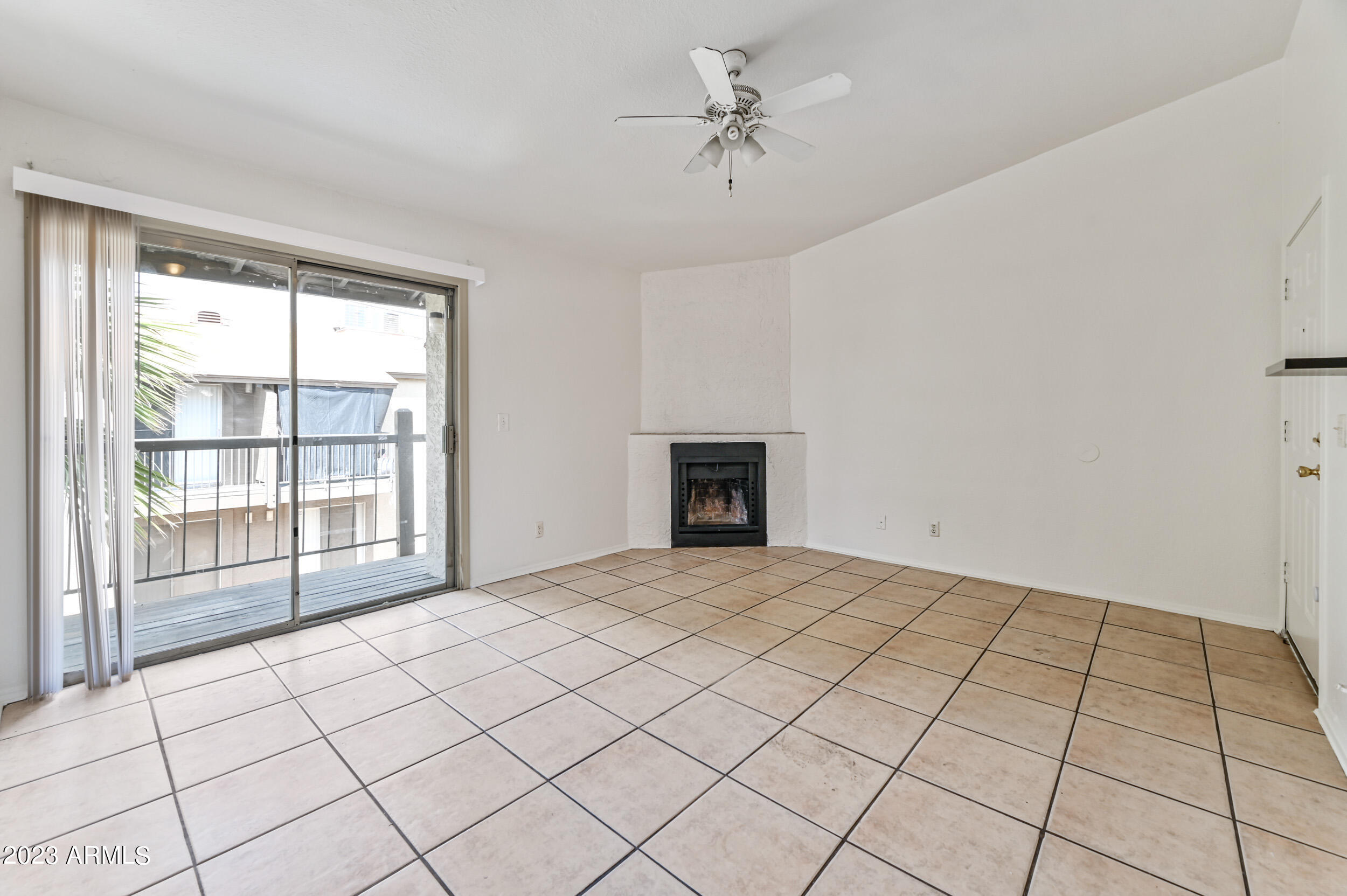 10802 N 16TH Avenue 3