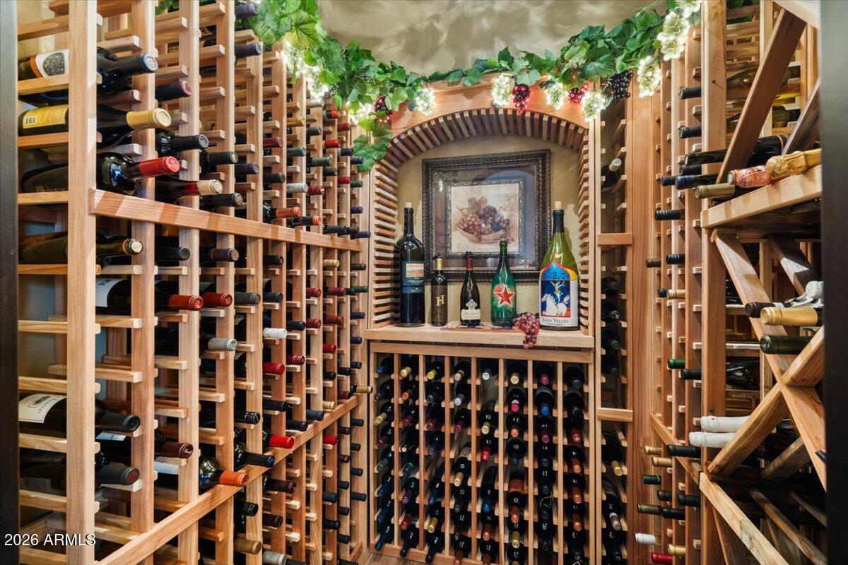 9657 E PEREGRINE Place