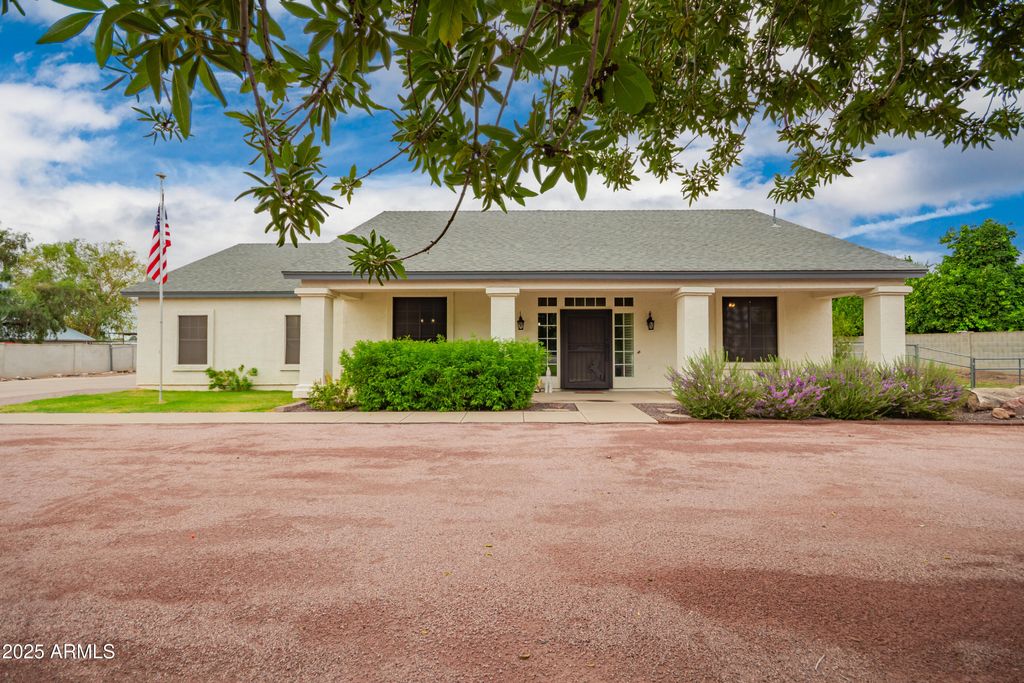 Photo of 7110 N 177th Avenue, Waddell, AZ 85355 (MLS # 6919553)