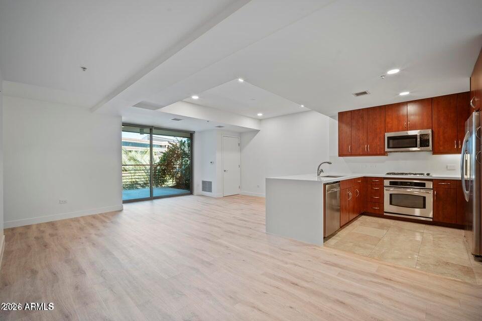 7141 E RANCHO VISTA Drive 4004
