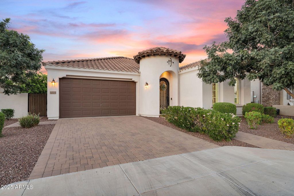 Photo of 4414 E Glacier Place, Chandler, AZ 85249 (MLS # 6931039)