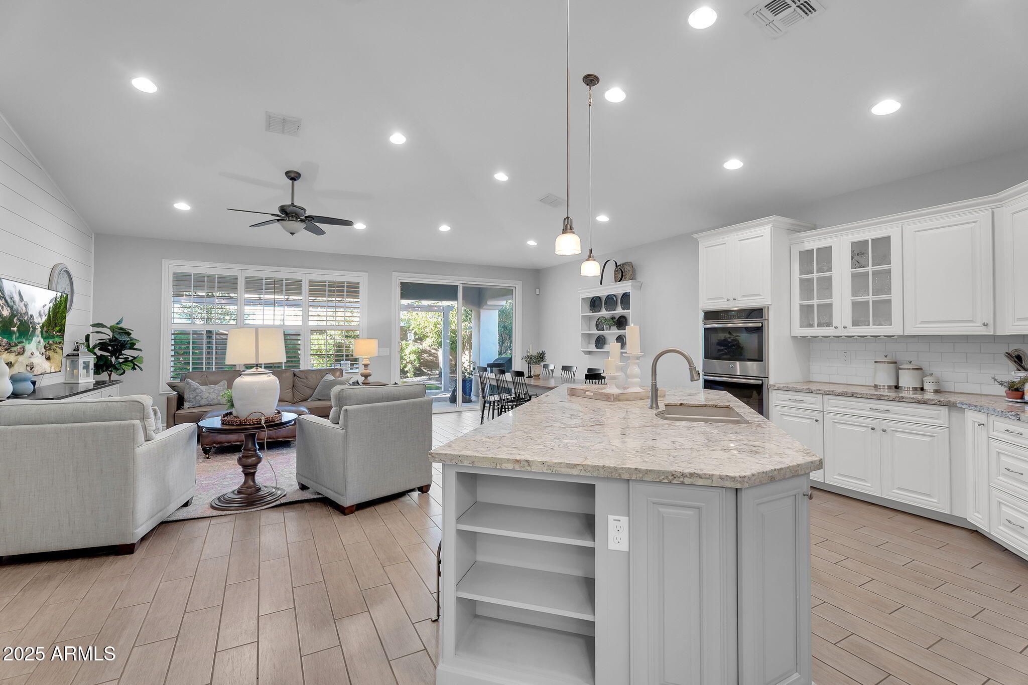 4414 E GLACIER Place