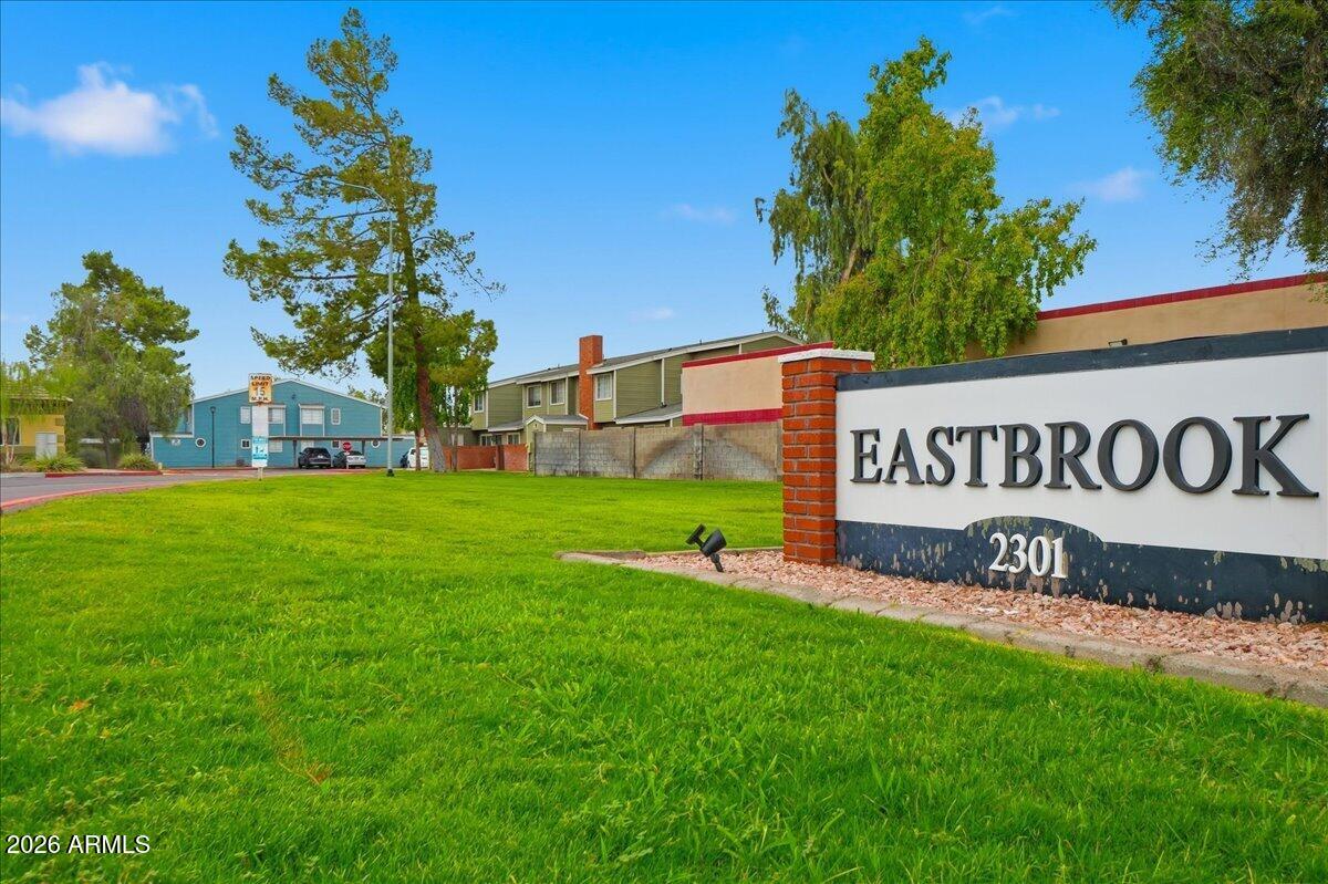 2301 E UNIVERSITY Drive 504