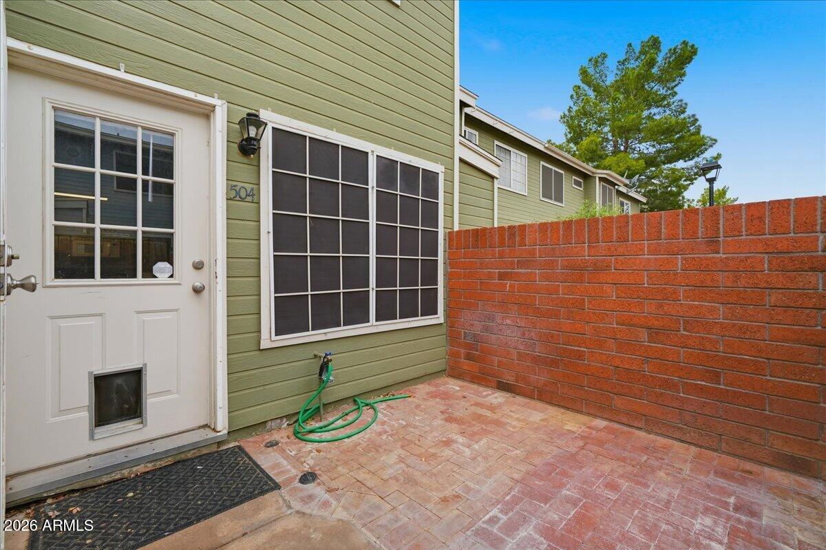 2301 E UNIVERSITY Drive 504