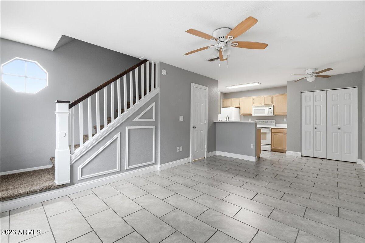 2301 E UNIVERSITY Drive 504