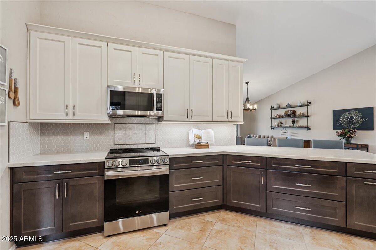 10552 E CEDAR WAXWING Drive